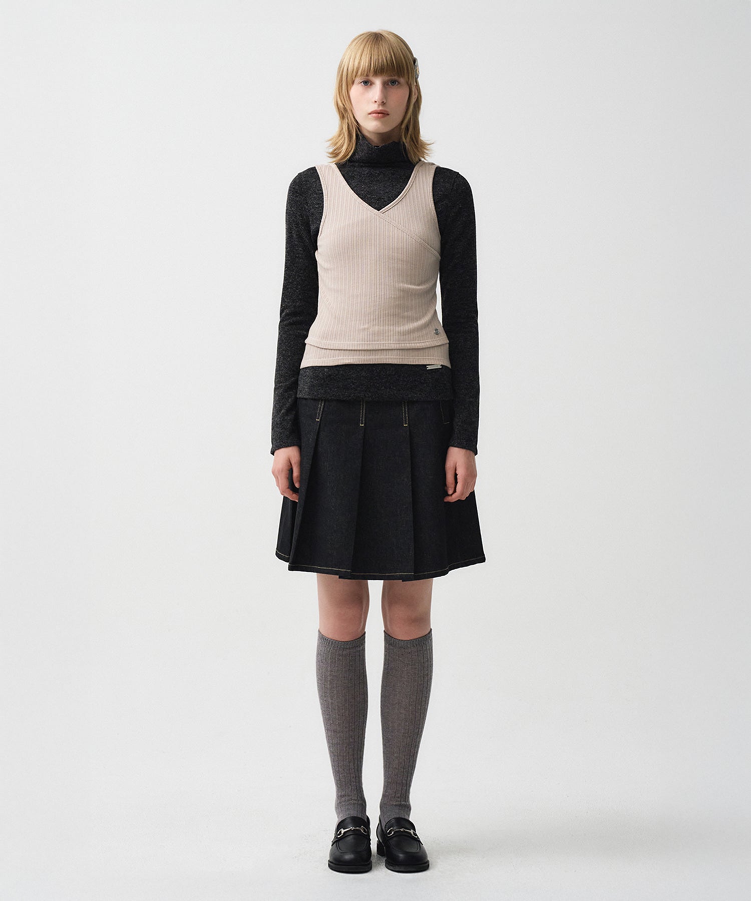 Marithe & Francois Girbaud - Layered Simple Logo Pendant Sleeveless (Beige) product image 3 | TRAB K-Fashion Australia