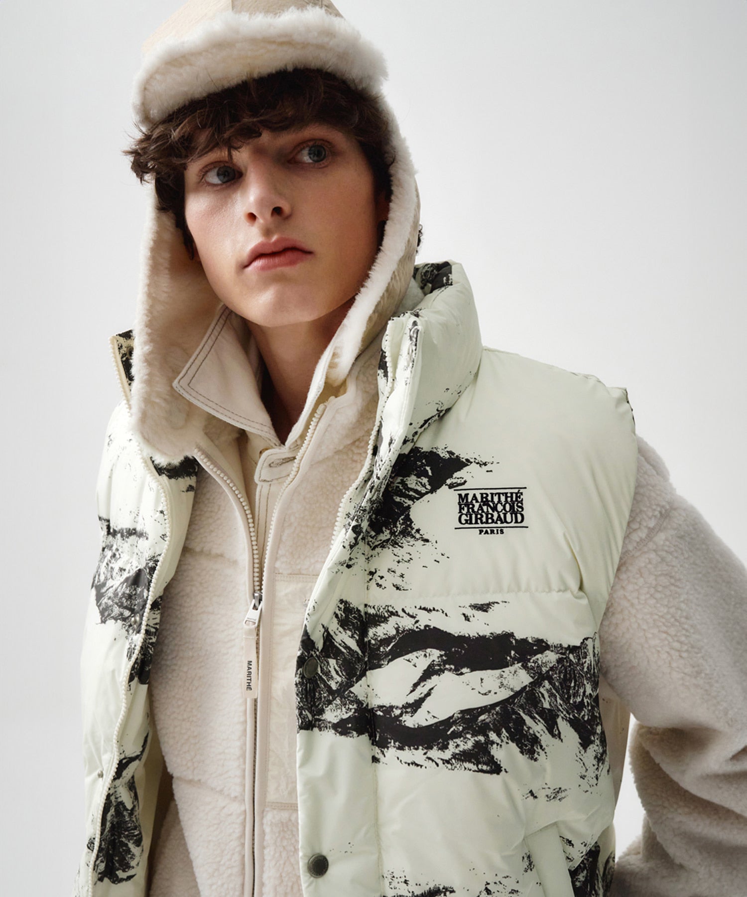 Marithe & Francois Girbaud - Classic Logo Duck Down Vest (Mix) product image 2 | TRAB K-Fashion Australia