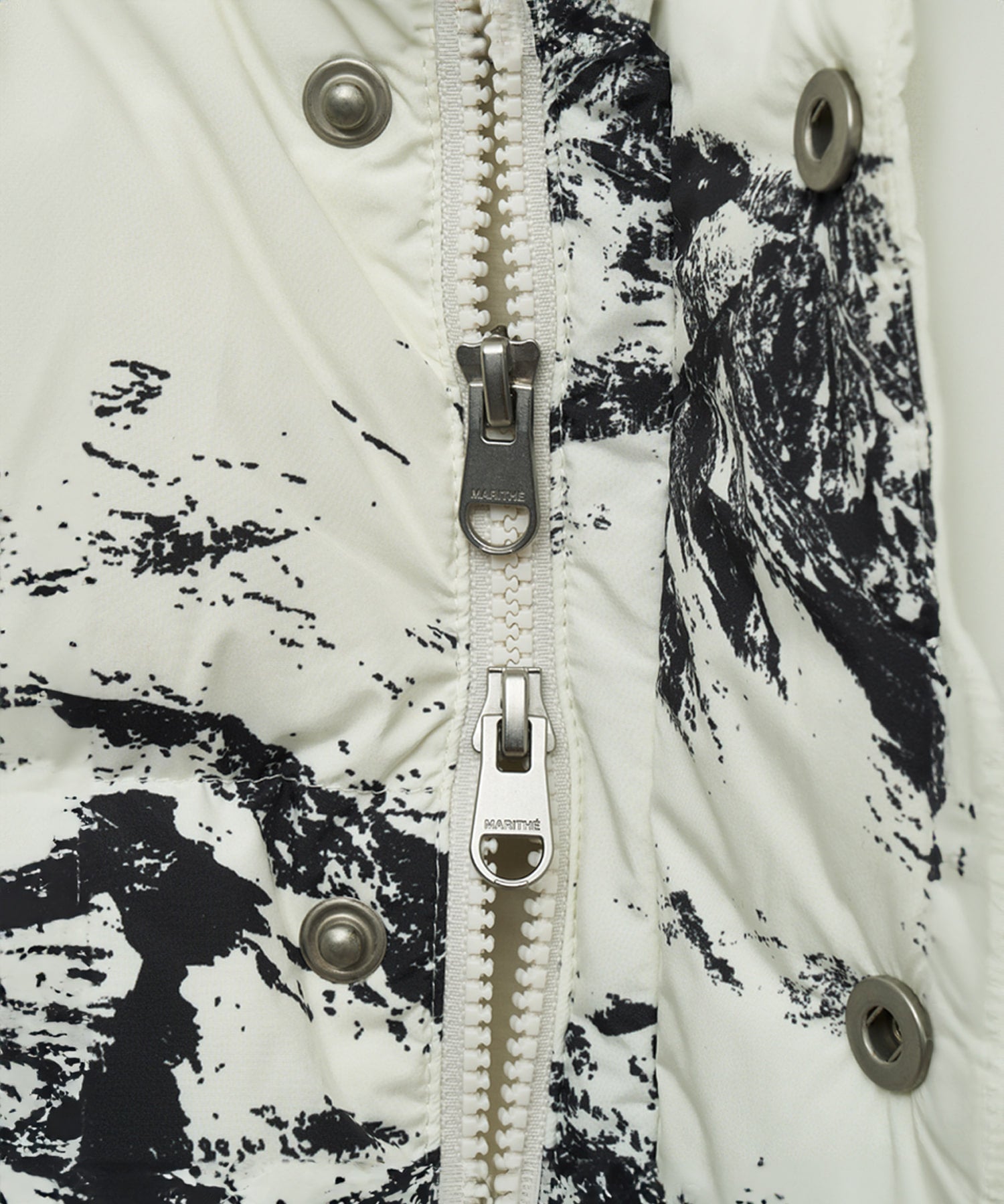 Marithe & Francois Girbaud - Classic Logo Duck Down Vest (Mix) product image 9 | TRAB K-Fashion Australia