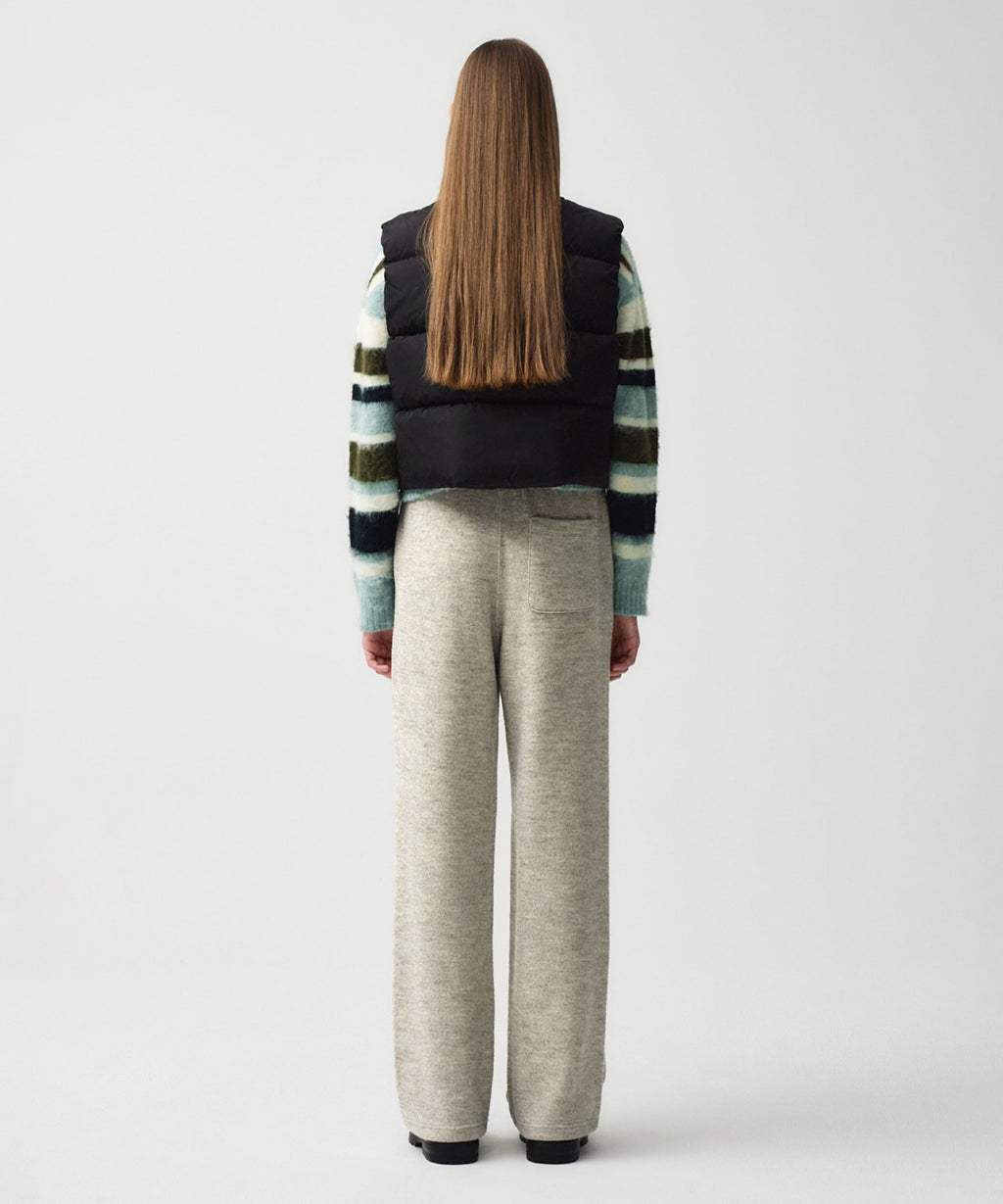 Marithe & Francois Girbaud - Classic Logo Duck Down Crop Vest (Black) product image 4 | TRAB K-Fashion Australia