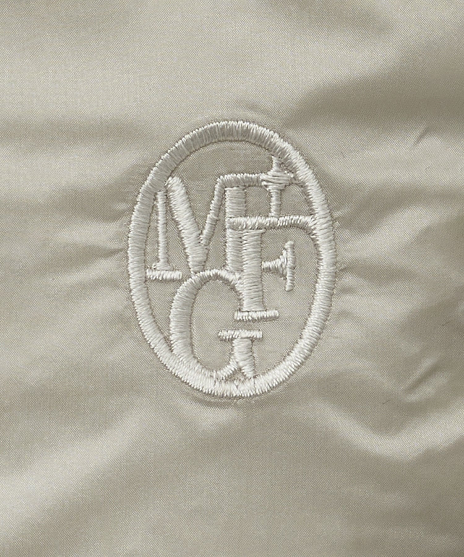 Marithe & Francois Girbaud - Glossy Duck Down Vest (Light Gray) product image 10 | TRAB K-Fashion Australia