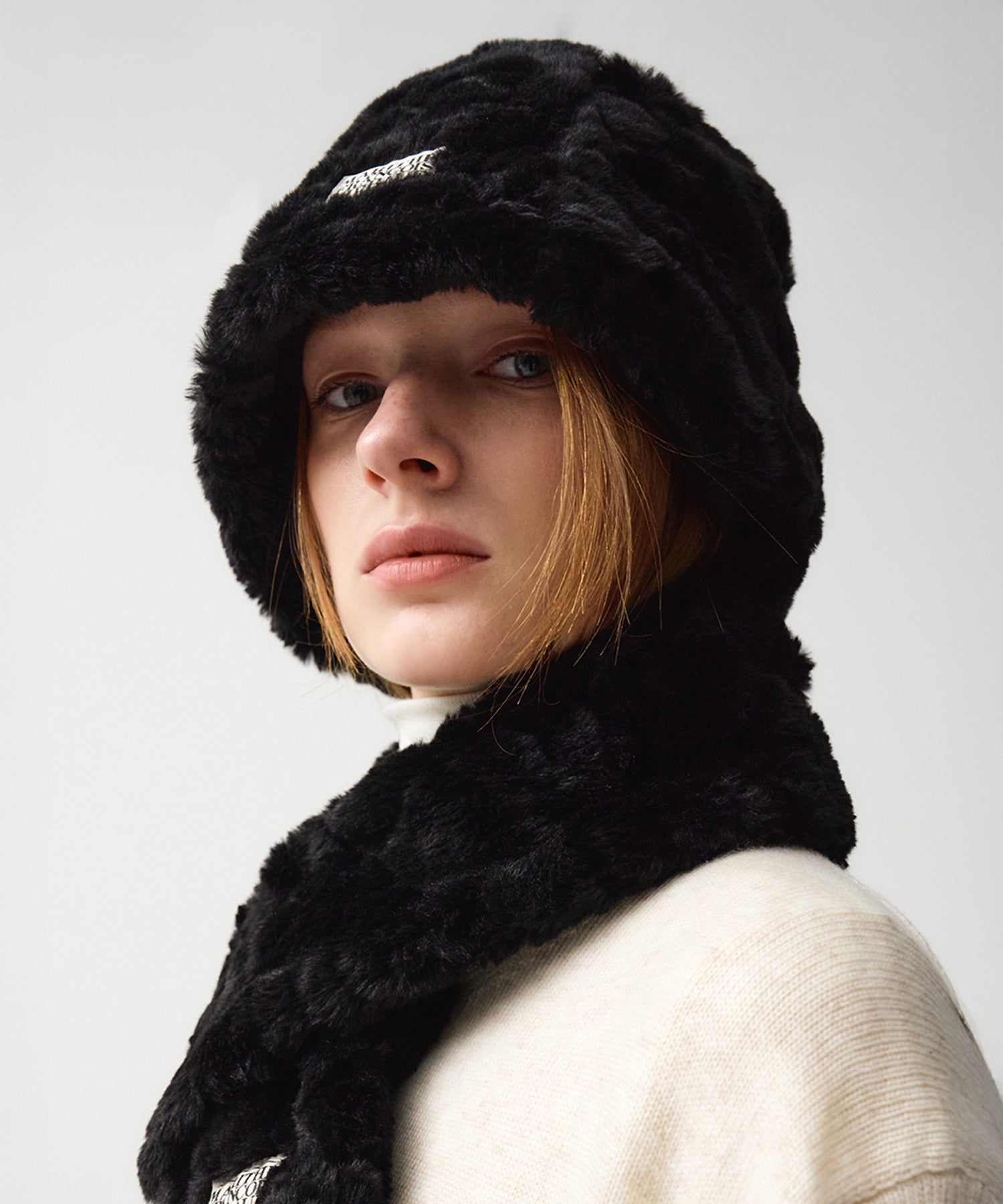 Marithe & Francois Girbaud - Nu Week Fur Bucket Hat (Black) product image 6 | TRAB K-Fashion Australia