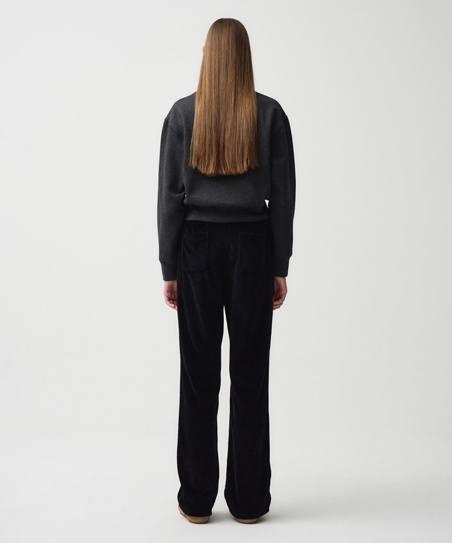 Marithe & Francois Girbaud - Winter Chalet Crop Sweatshirt Brushed (Charcoal) product image 5 | TRAB K-Fashion Australia