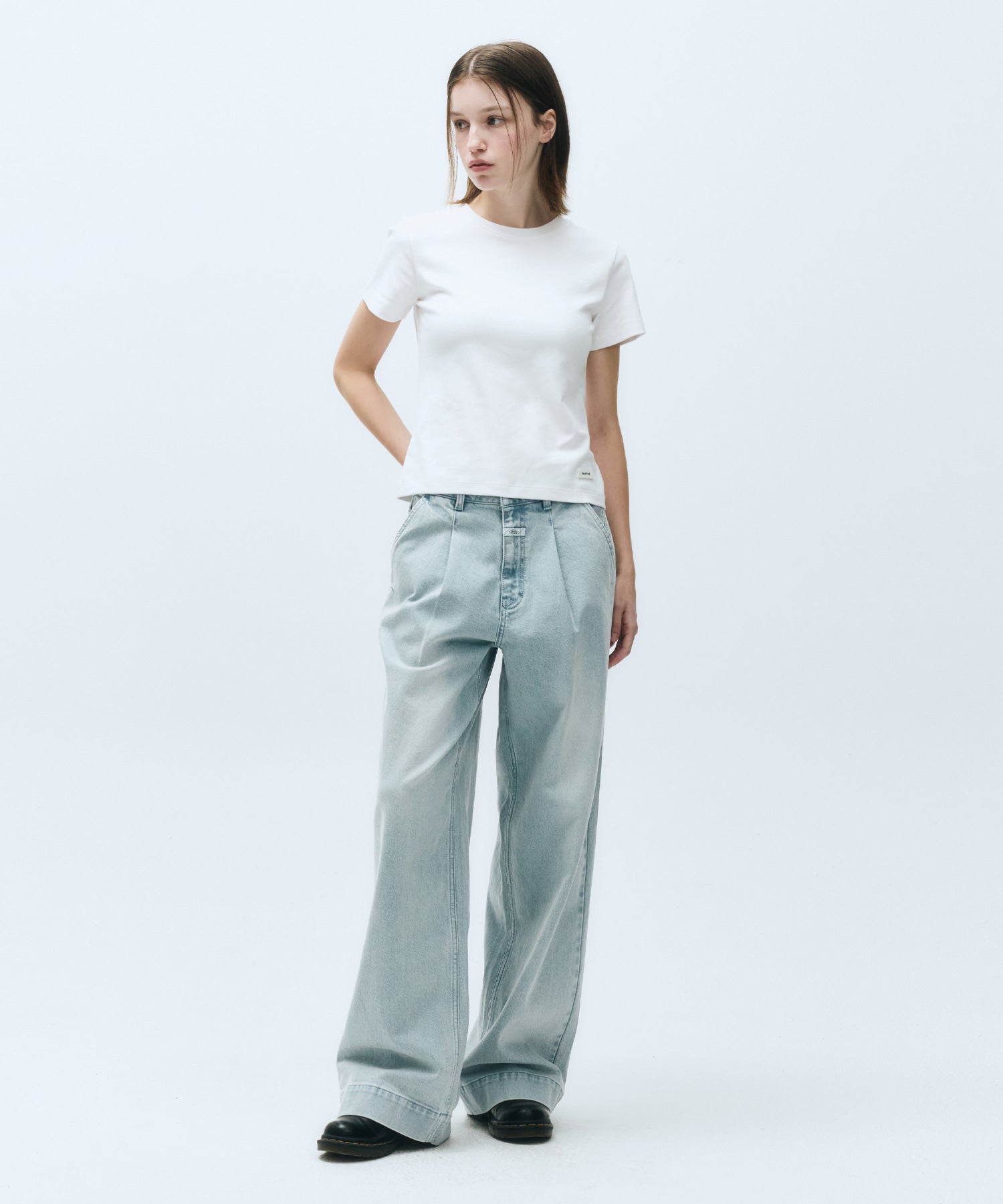 Marithe & Francois Girbaud - Low-waist Tuck Wide Denim Pants (Light Blue) product image 3 | TRAB K-Fashion Australia