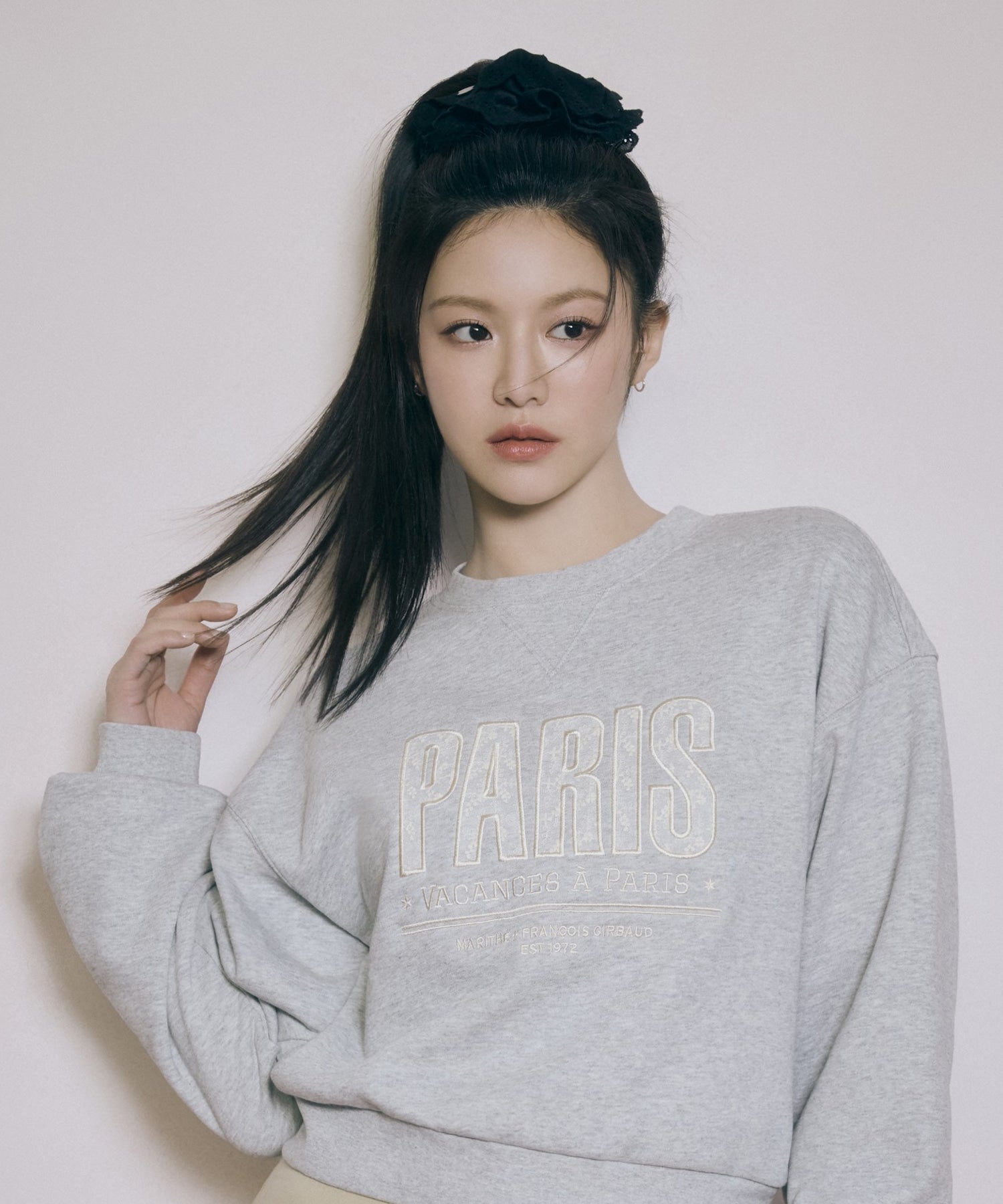 Marithe & Francois Girbaud - Regular Logo Lace Hair Scrunchie (Black) product image 1 | TRAB K-Fashion Australia