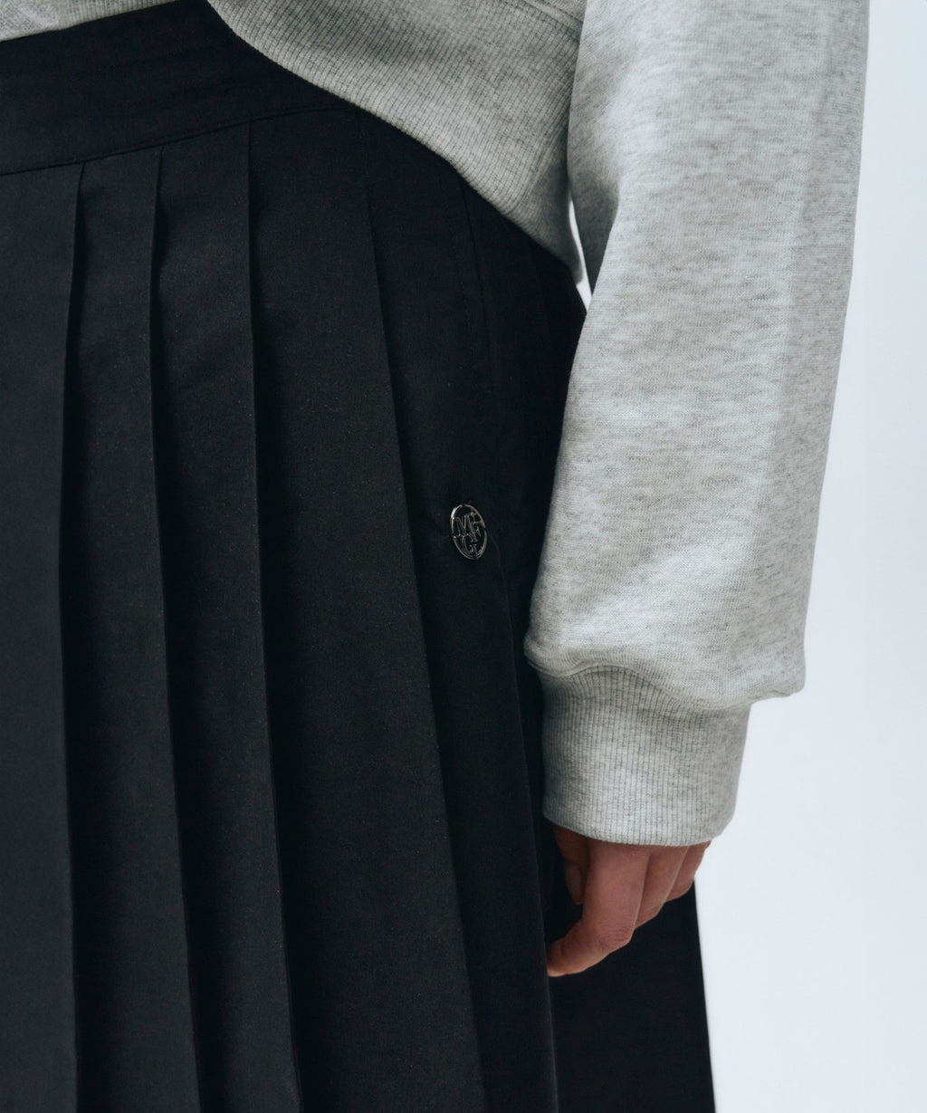 Marithe & Francois Girbaud - String Pleats Skirt (Black) product image 6 | TRAB K-Fashion Australia