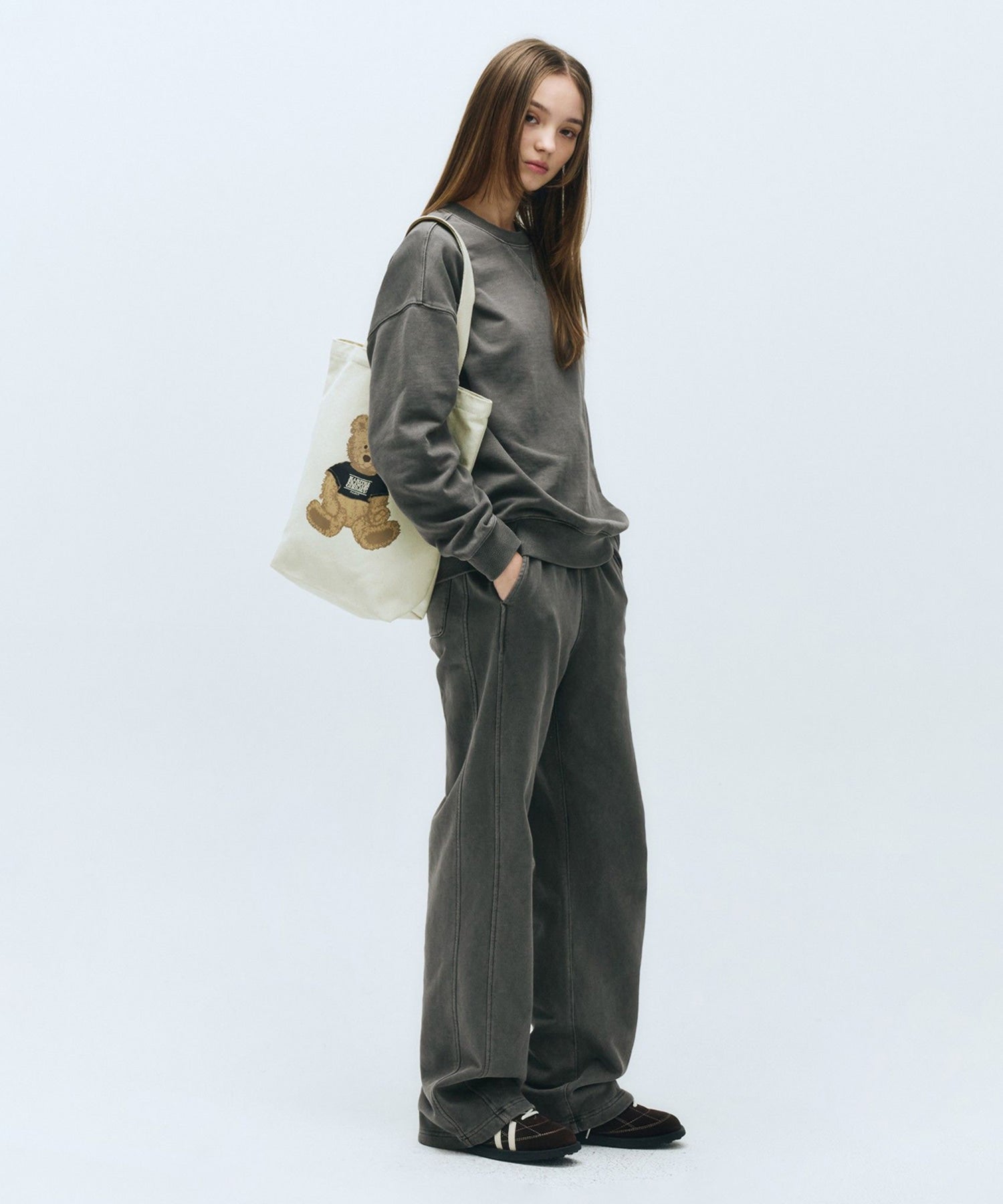 Marithe & Francois Girbaud - Pigment Side Panel Wide Sweat Pants (Charcoal) product image 3 | TRAB K-Fashion Australia