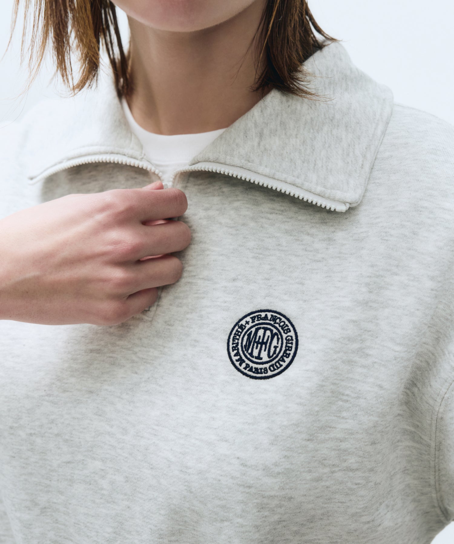 Marithe & Francois Girbaud - Mouvement W Crop Sweatshirts (Light Heather Gray) product image 3 | TRAB K-Fashion Australia