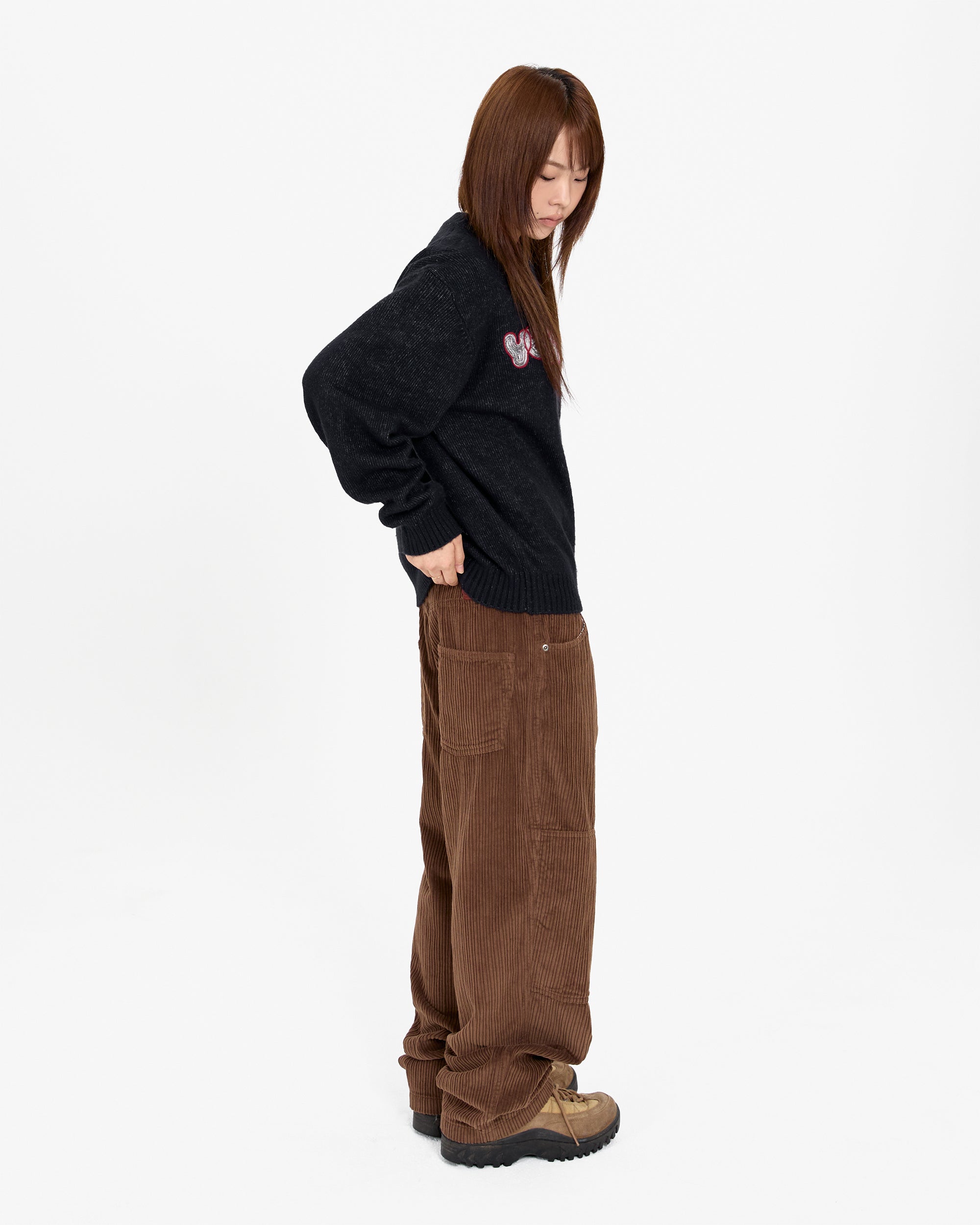 yeseyesee - Marble Pattern Logo Knit Pullover (Black) product image 8 | TRAB K-Fashion Australia