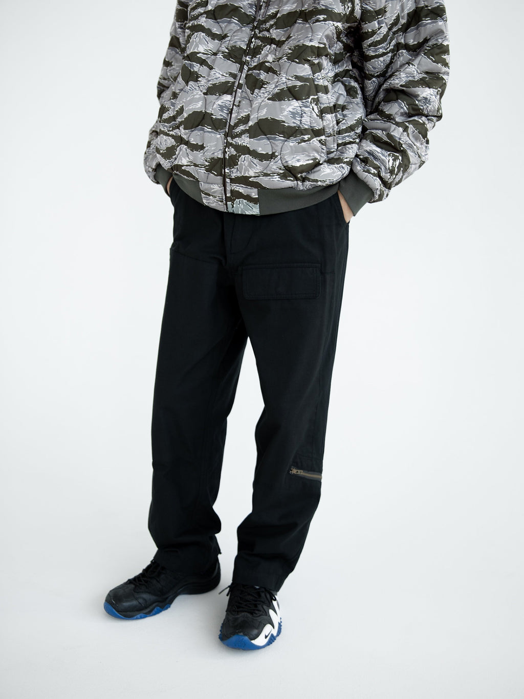 thisisneverthat - Multi Pocket Cargo Pant (Black) product image 7 | TRAB K-Fashion Australia