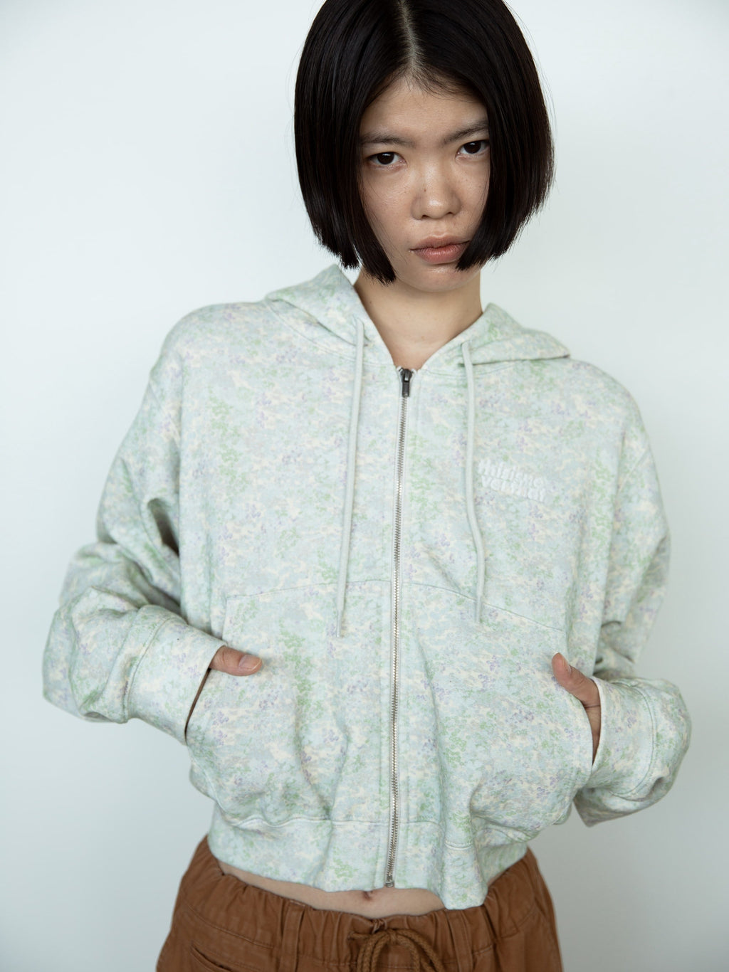 thisisneverthat - OL-Logo W Zip Up Hoodie (Floral Ivory) product image 5 | TRAB K-Fashion Australia