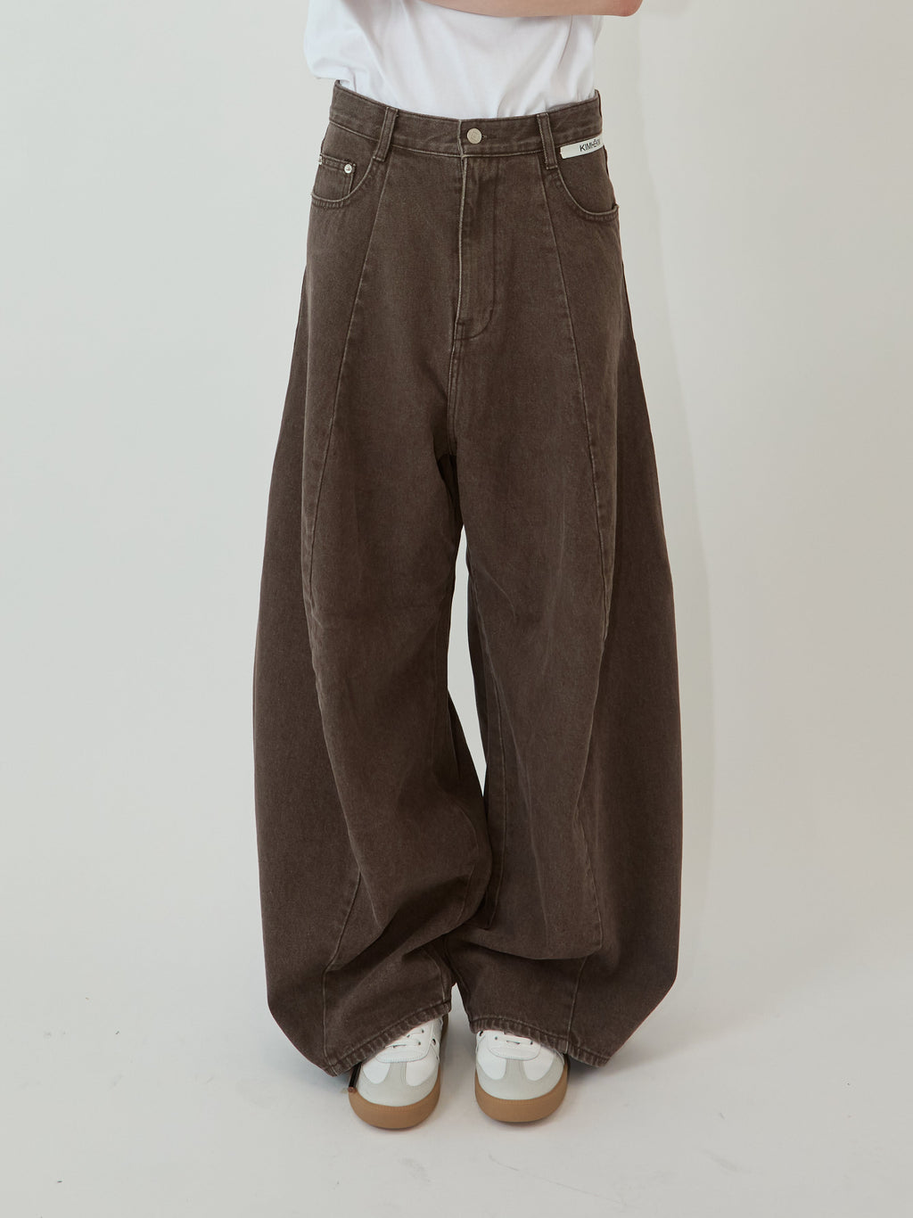Kimhe Kim - Balloon Denim Pants (Brown) product image 2 | TRAB K-Fashion Australia