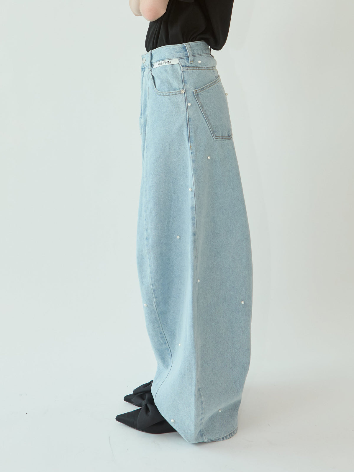 Kimhe Kim - Pearl Embellished Balloon Fit Jeans (Sky Blue) product image 4 | TRAB K-Fashion Australia