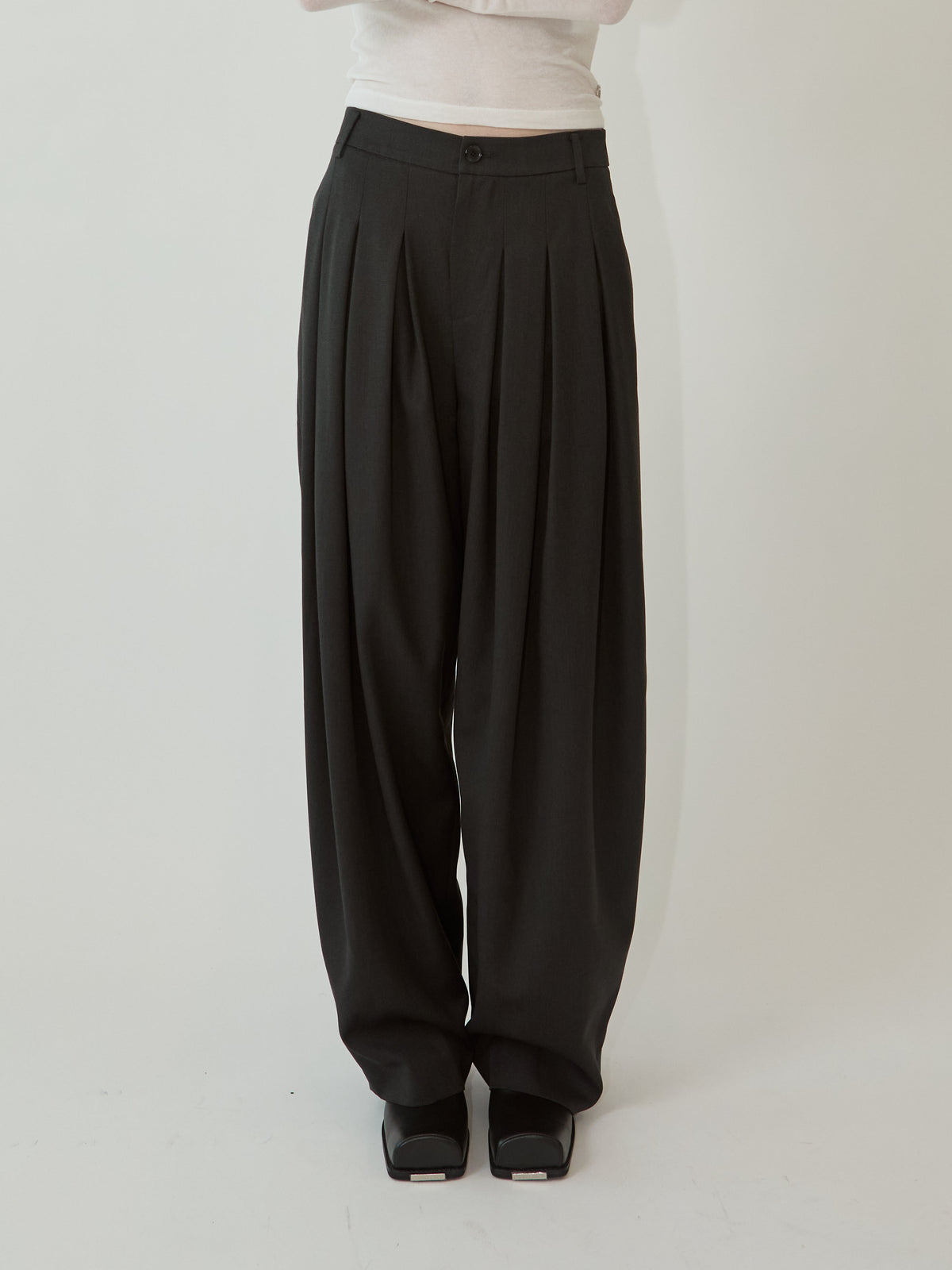 Kimhe Kim - Alex Pintuck Pants (Charcoal) product image 2 | TRAB K-Fashion Australia