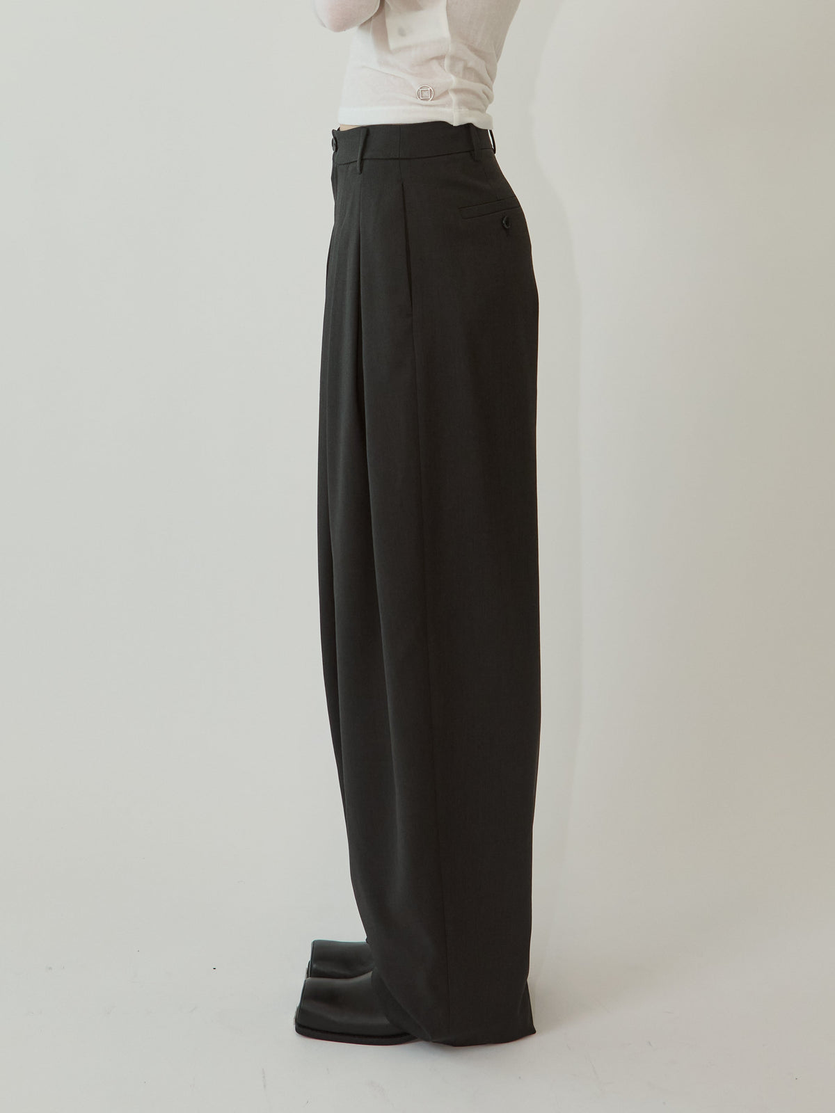 Kimhe Kim - Alex Pintuck Pants (Charcoal) product image 4 | TRAB K-Fashion Australia