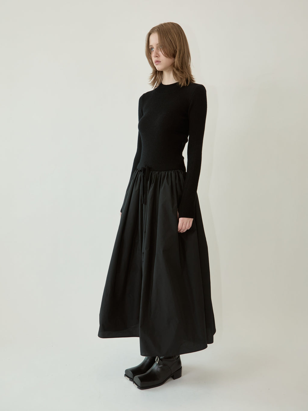 Kimhe Kim - Amelie Knit Long Dress (Black) product image 2 | TRAB K-Fashion Australia
