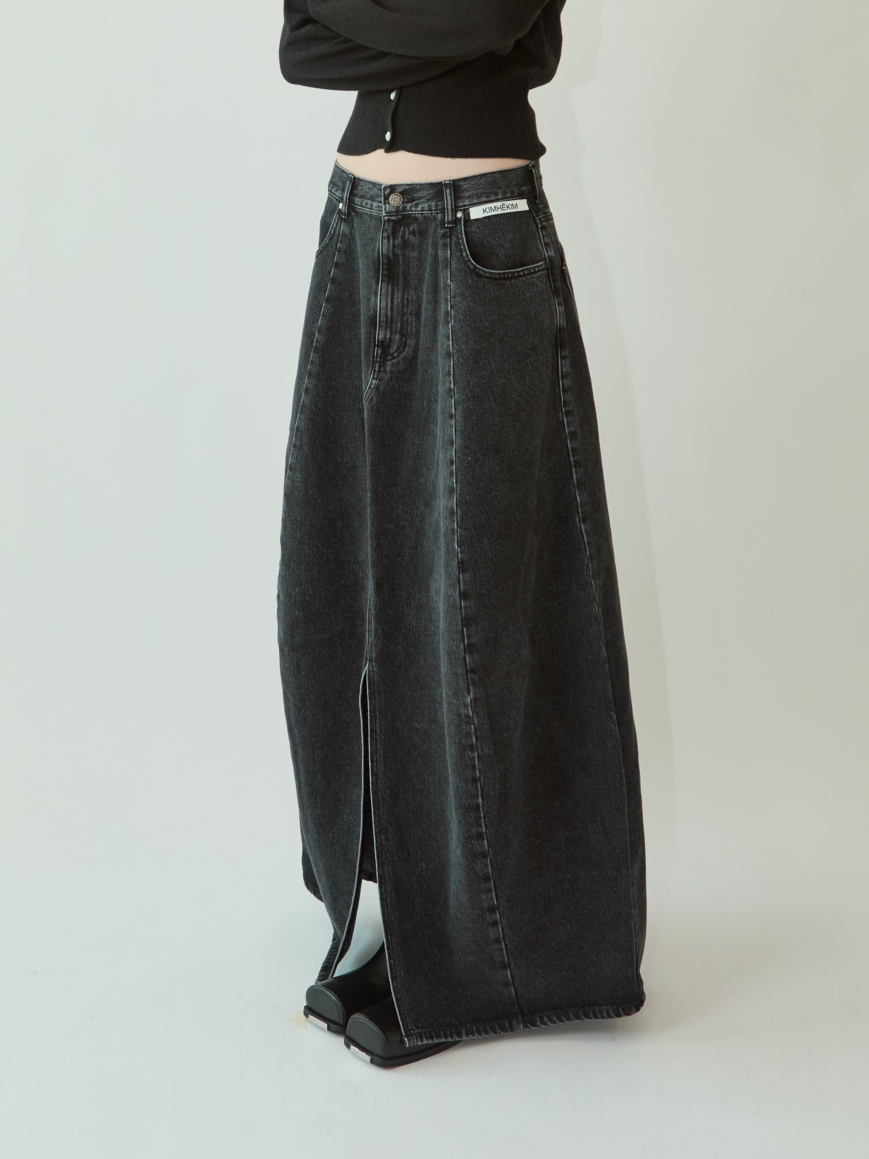 Kimhe Kim - Julia Balloon Denim Skirt (Black) product image 3 | TRAB K-Fashion Australia
