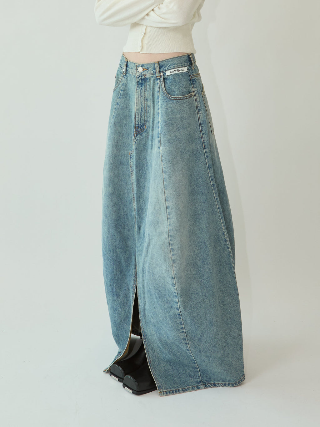 Kimhe Kim - Julia Balloon Denim Skirt (Blue) product image 3 | TRAB K-Fashion Australia