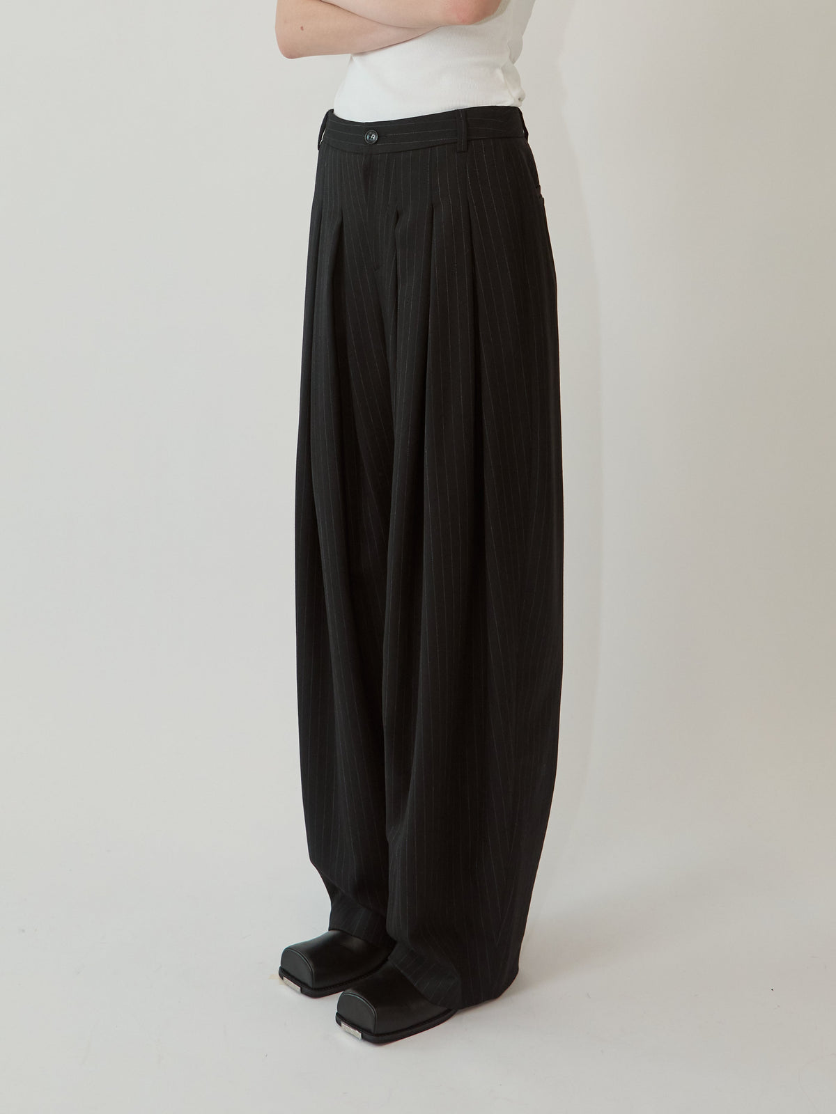 Kimhe Kim - Alex Striped Pintuck Pants (Black) product image 3 | TRAB K-Fashion Australia