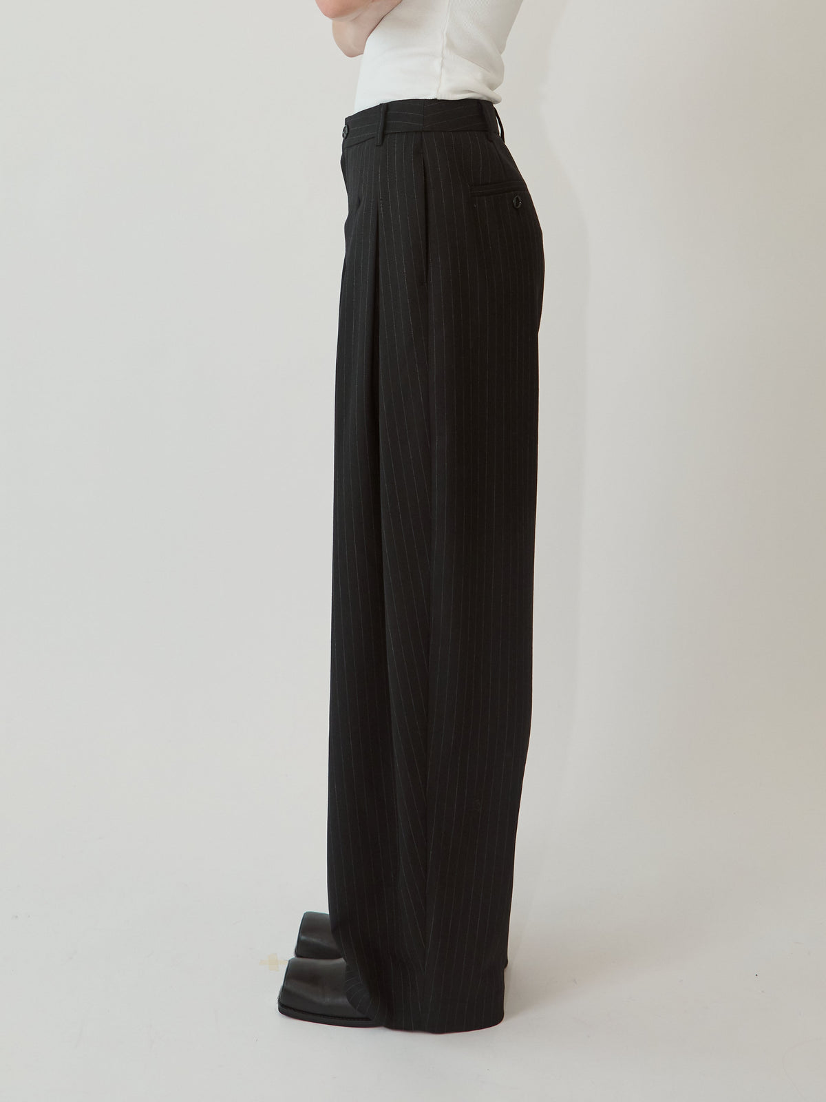 Kimhe Kim - Alex Striped Pintuck Pants (Black) product image 4 | TRAB K-Fashion Australia