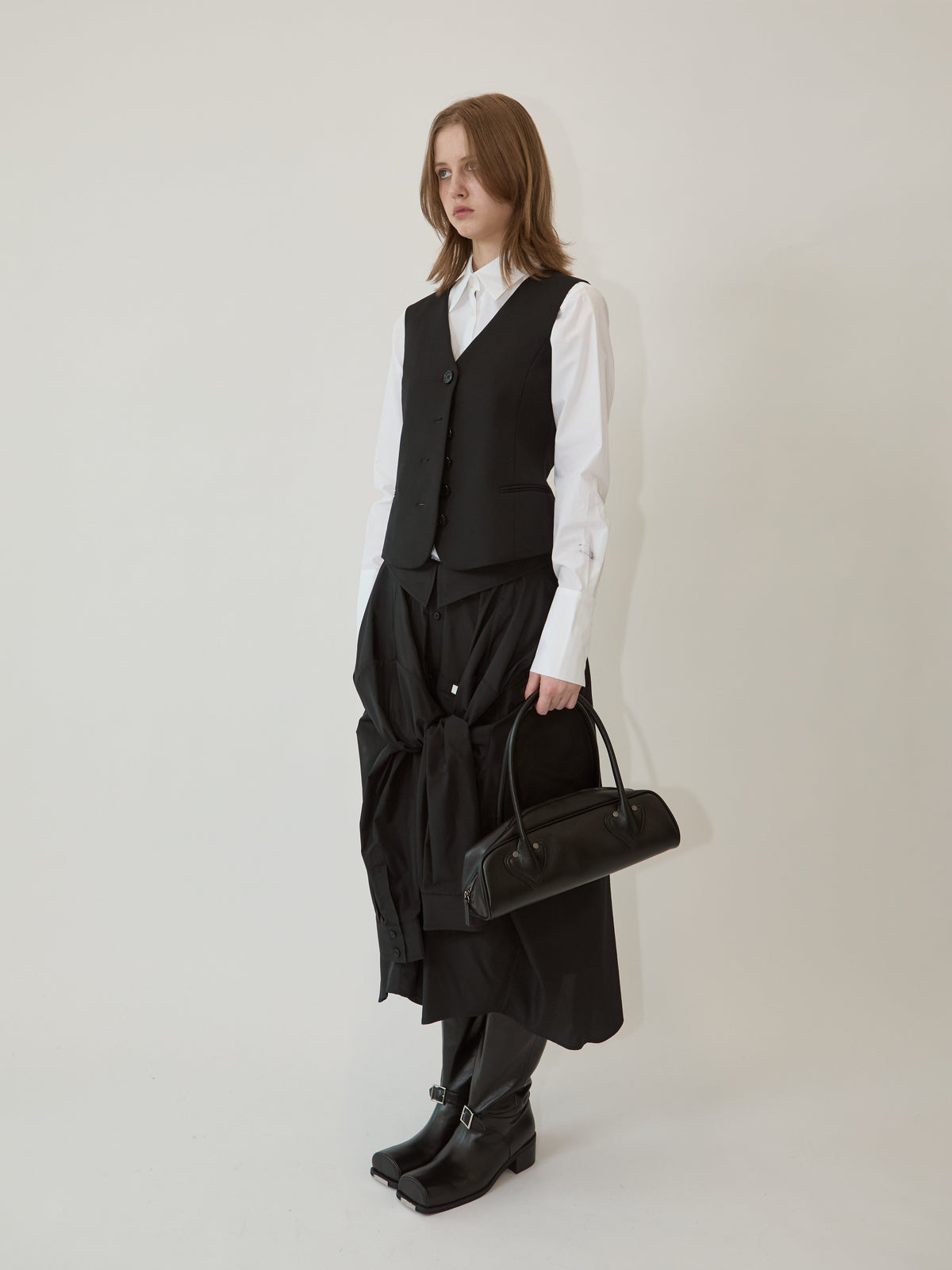 Kimhe Kim - L'amour Flute Bag (Black) product image 1 | TRAB K-Fashion Australia