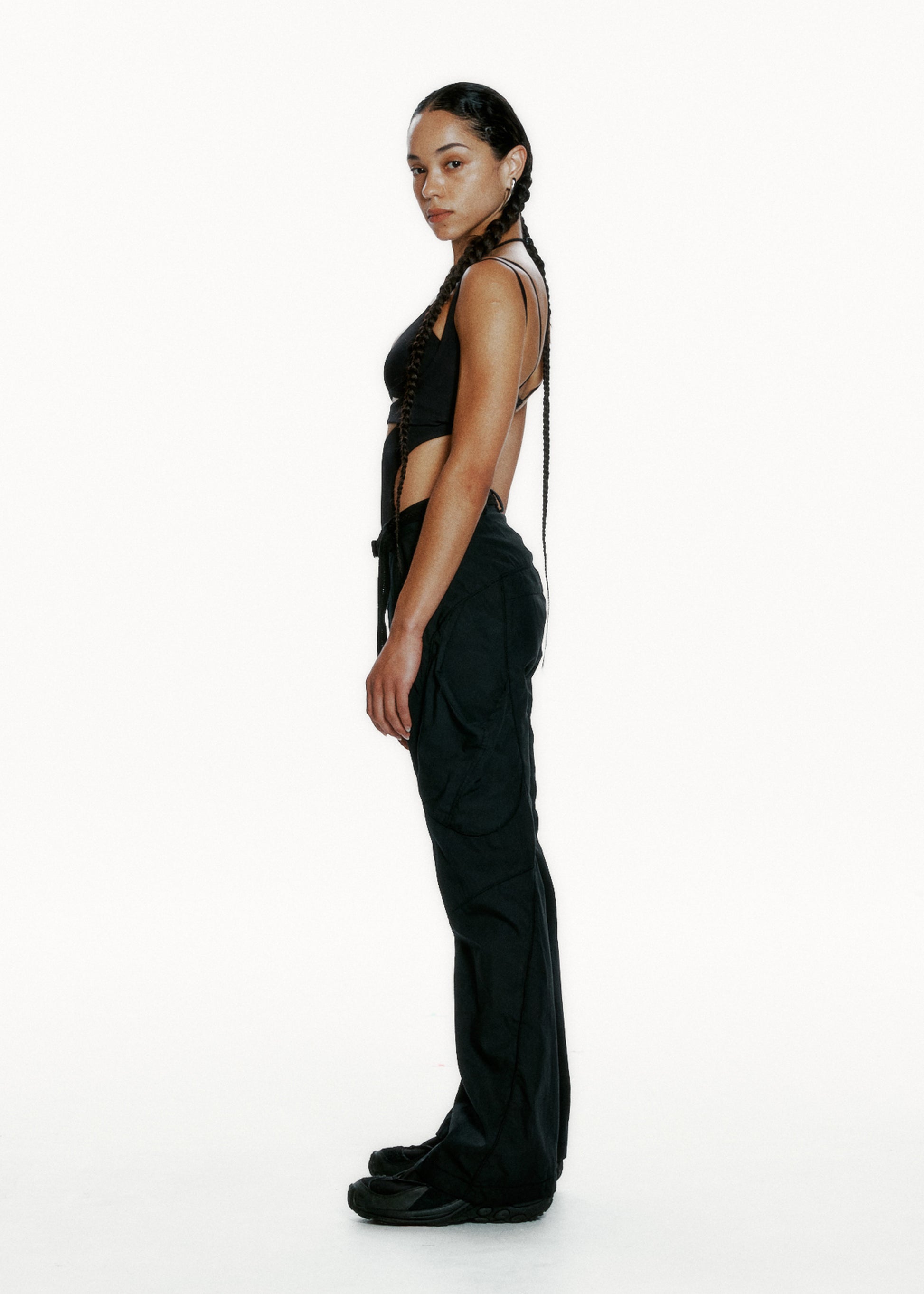 Hyein Seo - Low-Rise Pants w/ Belt (Black) product image 4 | TRAB K-Fashion Australia