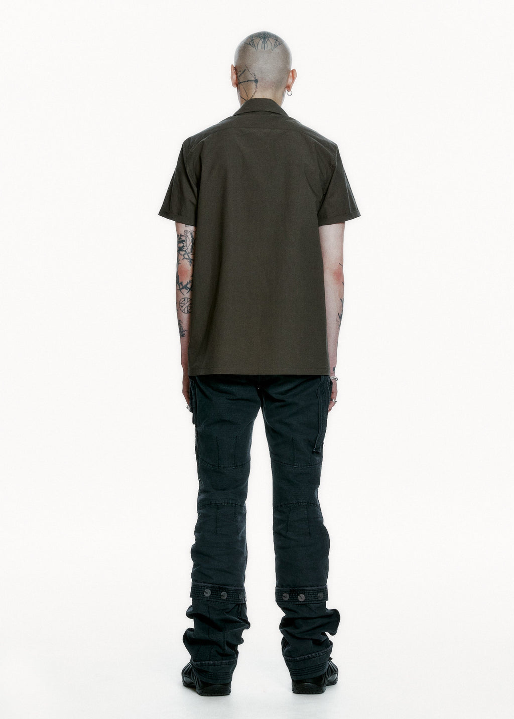 Hyein Seo - Short Sleeve Shirt w/ Pin (Khaki Brown) product image 6 | TRAB K-Fashion Australia