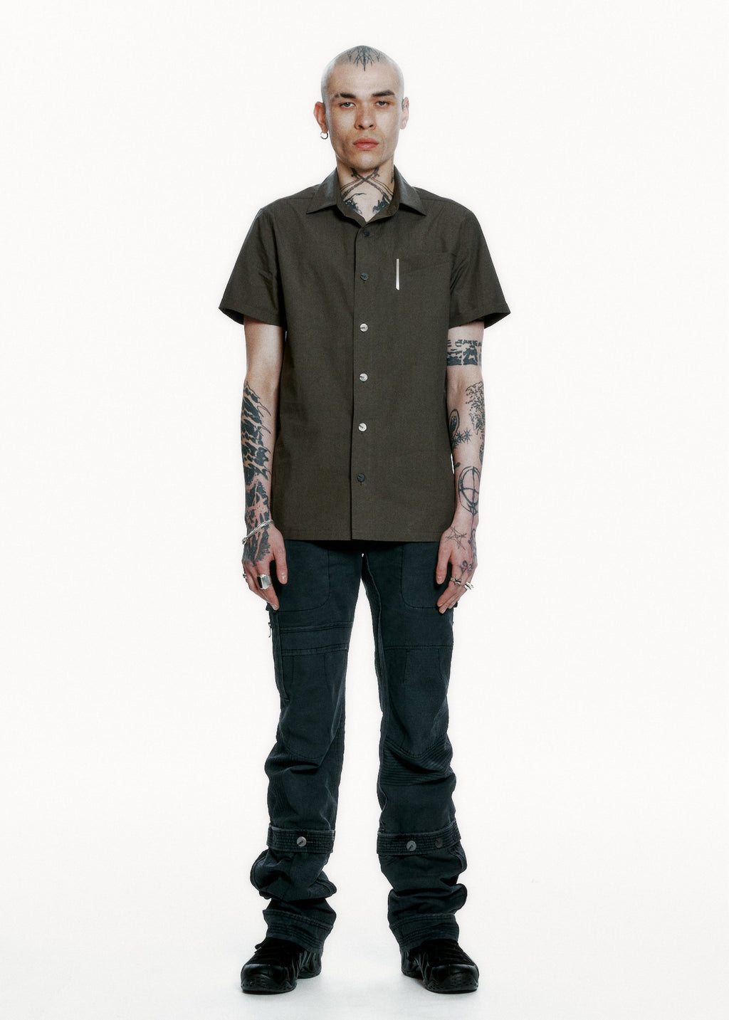 Hyein Seo - Short Sleeve Shirt w/ Pin (Khaki Brown) product image 3 | TRAB K-Fashion Australia