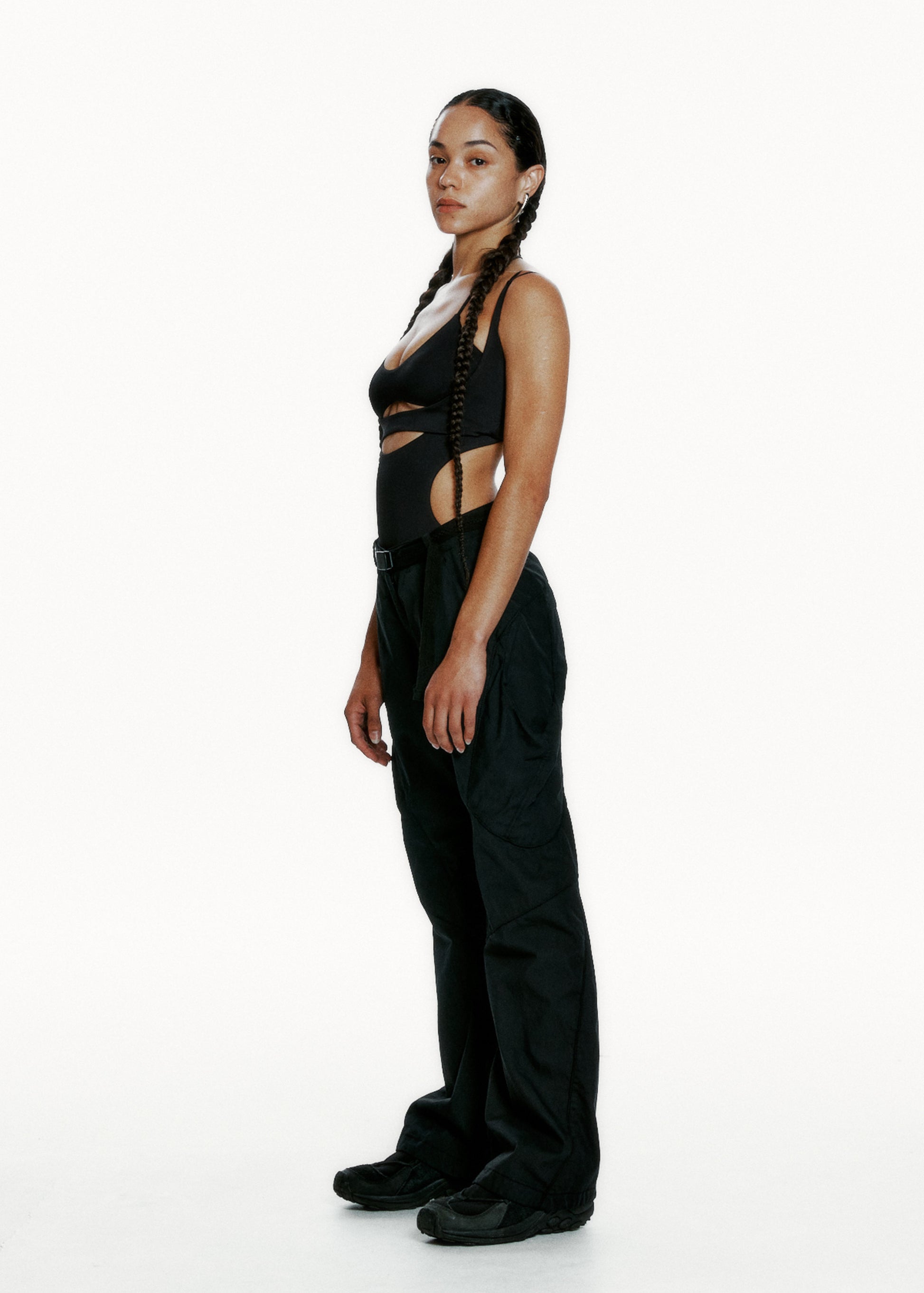 Hyein Seo - Low-Rise Pants w/ Belt (Black) product image 3 | TRAB K-Fashion Australia