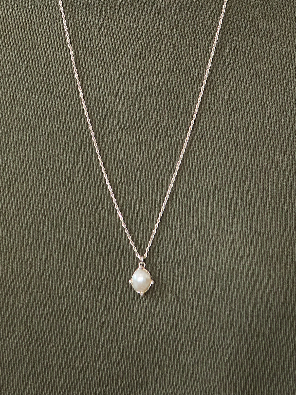 Kimhe Kim - Fresh Water Pearl Necklace (Silver) product image 2 | TRAB K-Fashion Australia