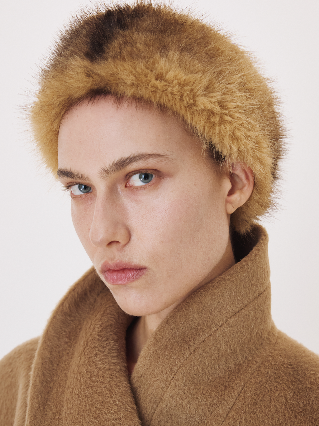 Recto - Faux Fur Hair Band (Dark Beige) product image 2 | TRAB K-Fashion Australia
