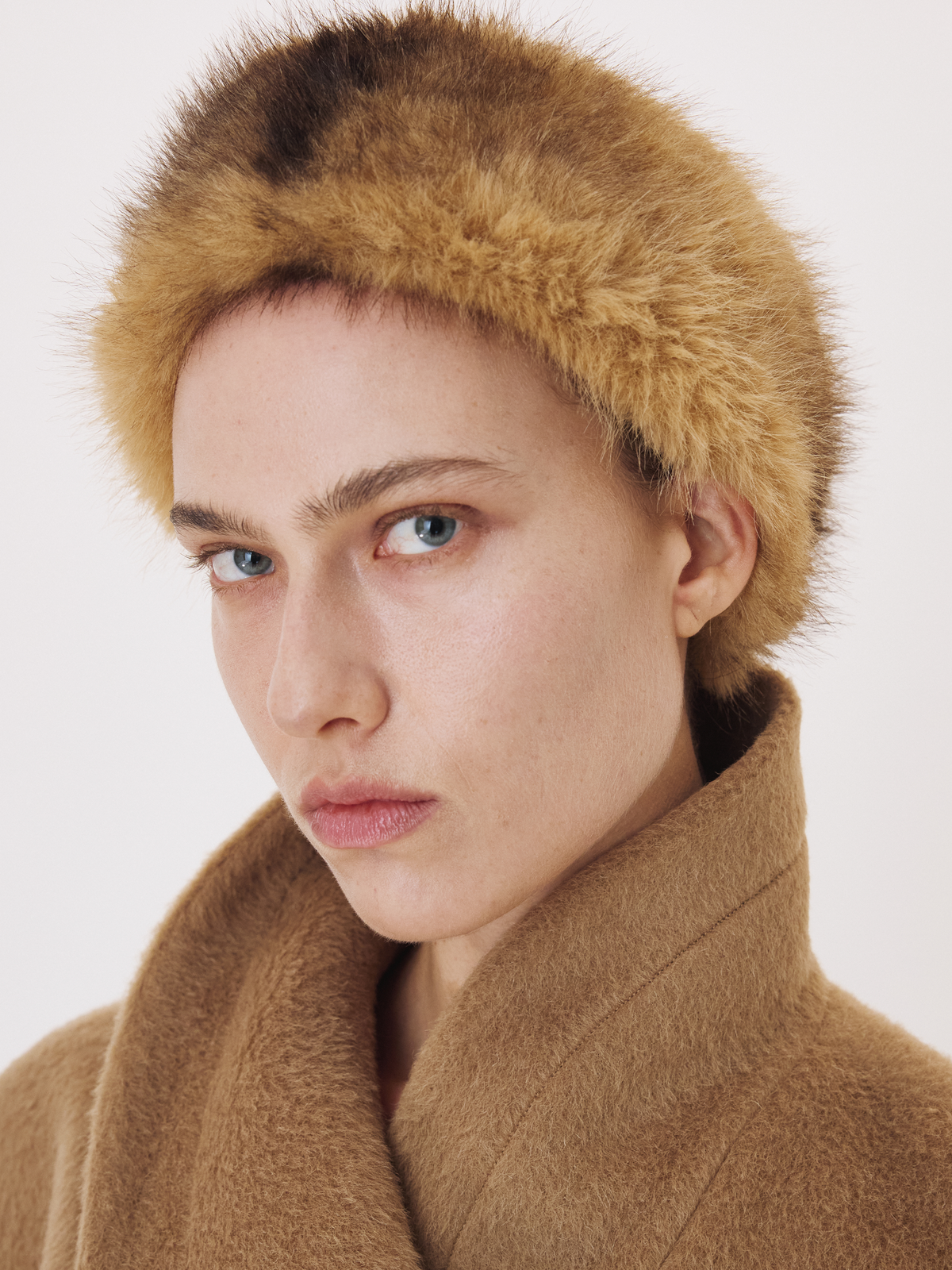 Recto - Faux Fur Hair Band (Dark Beige) product image 2 | TRAB K-Fashion Australia