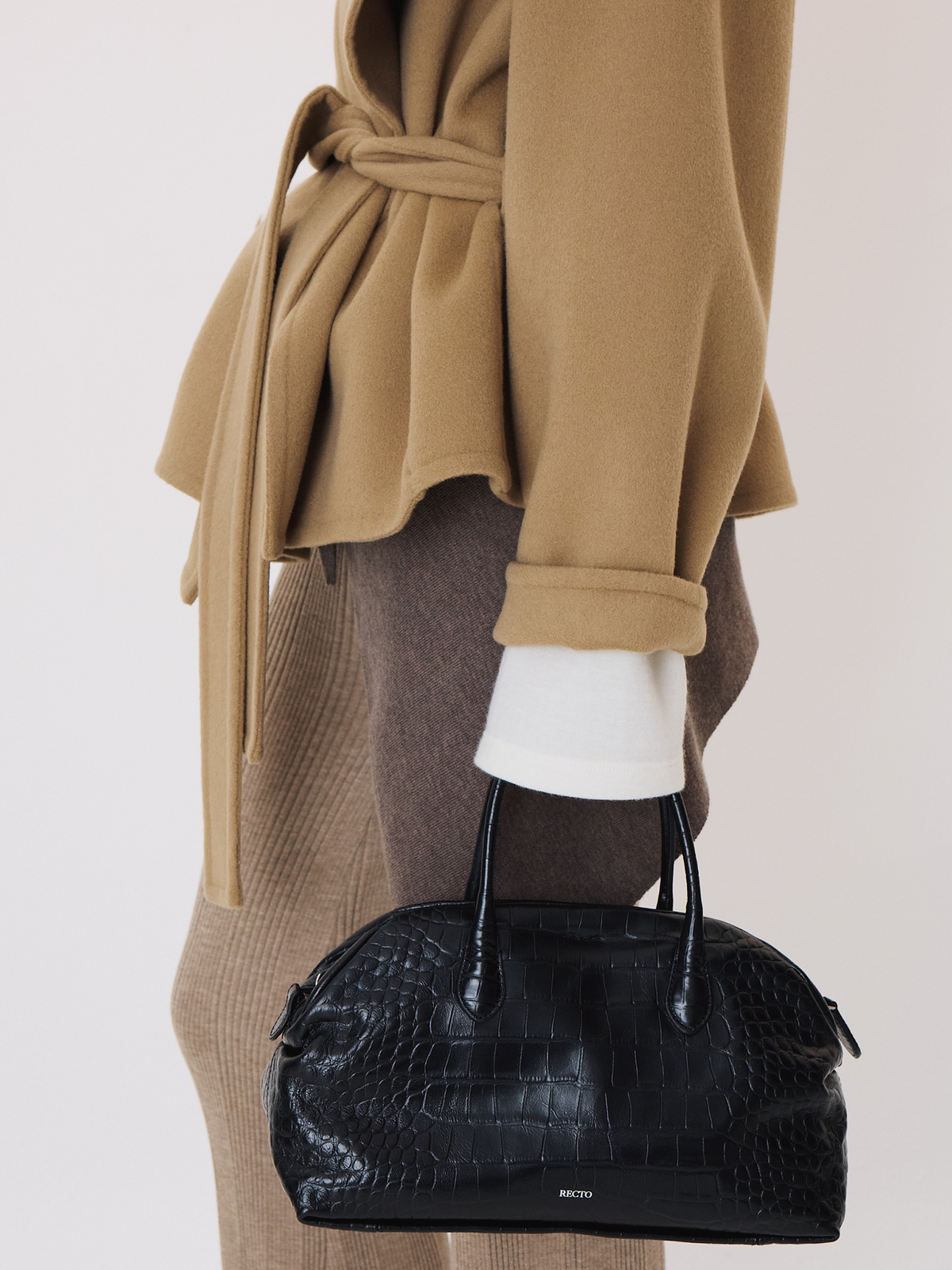 Recto - Croc-Effect Singular Tote Medium (Croc Black) product image 2 | TRAB K-Fashion Australia