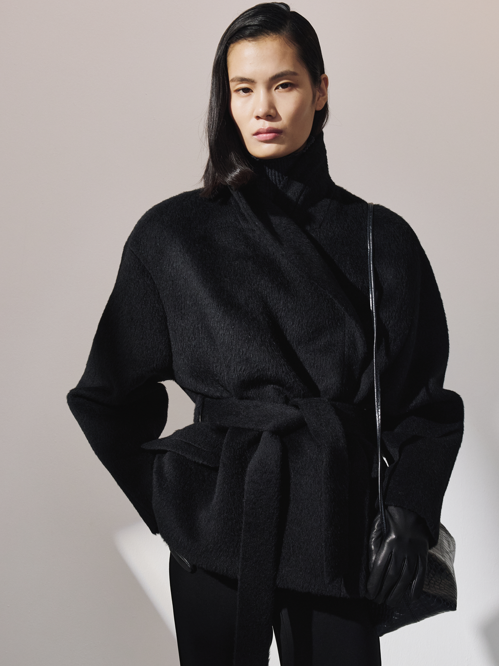 Recto - Opera Collar Lama Wool Coat (Black) product image 1 | TRAB K-Fashion Australia