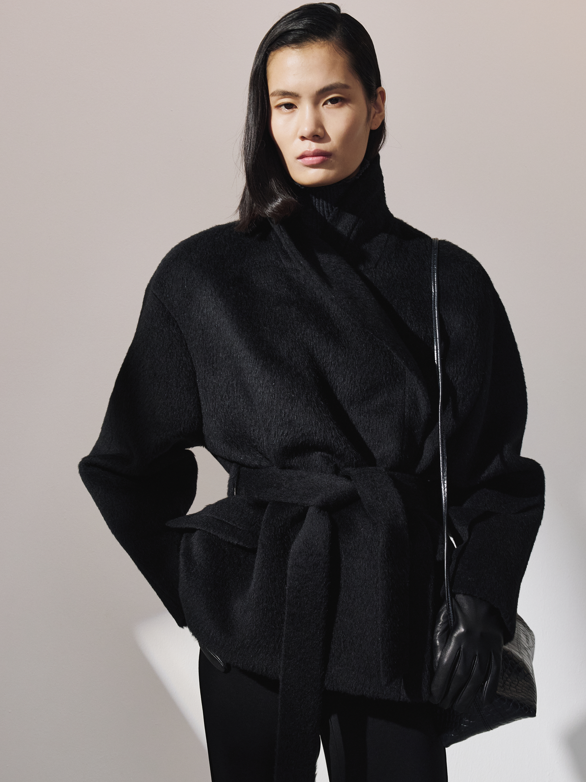 Recto - Opera Collar Lama Wool Coat (Black) product image 1 | TRAB K-Fashion Australia