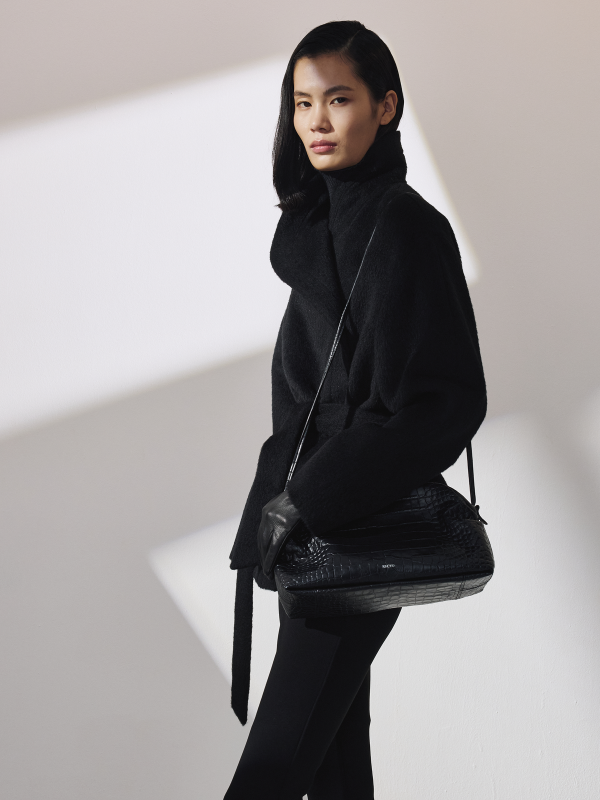 Recto - Opera Collar Lama Wool Coat (Black) product image 2 | TRAB K-Fashion Australia