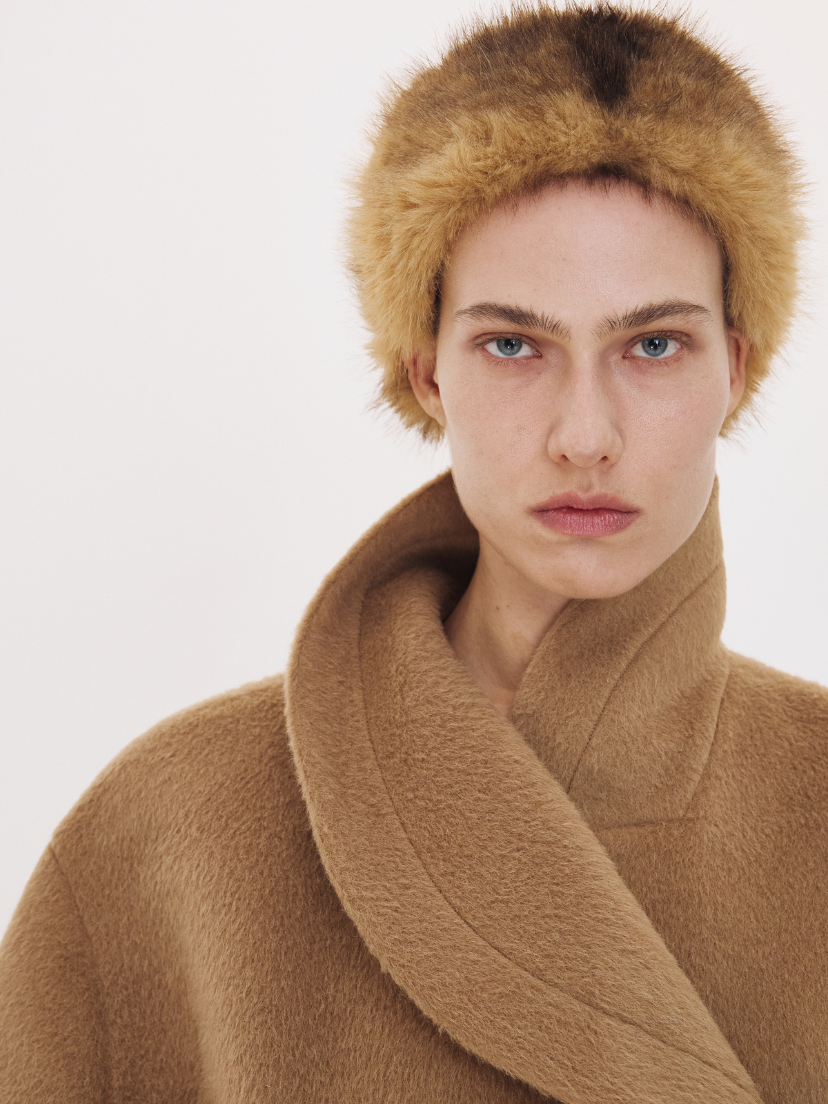 Recto - Opera Collar Lama Wool Coat (Ochre) product image 4 | TRAB K-Fashion Australia
