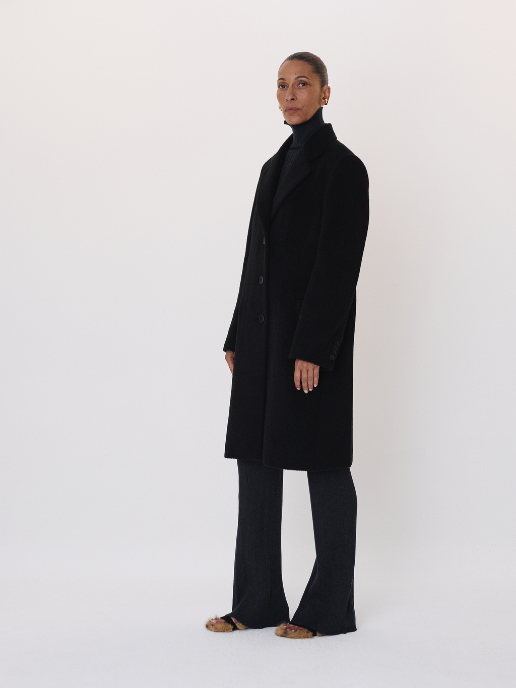 Recto - Classic Lama Wool Coat (Black) product image 3 | TRAB K-Fashion Australia