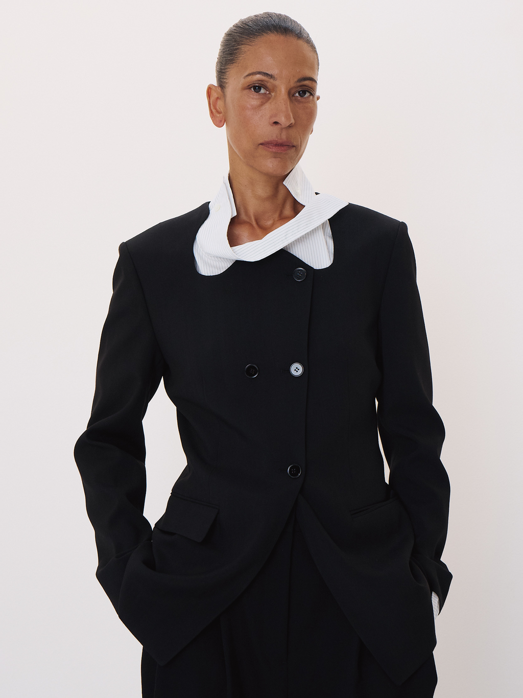 Recto - Curved Neck Fluid Long Jacket (Black) product image 2 | TRAB K-Fashion Australia