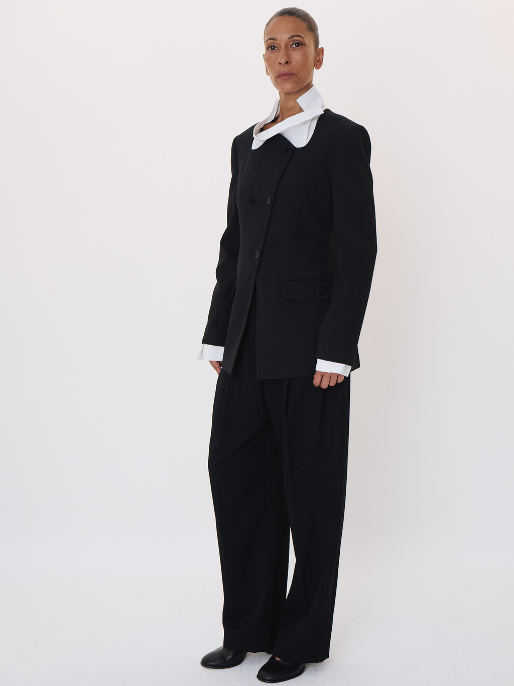 Recto - Curved Neck Fluid Long Jacket (Black) product image 1 | TRAB K-Fashion Australia