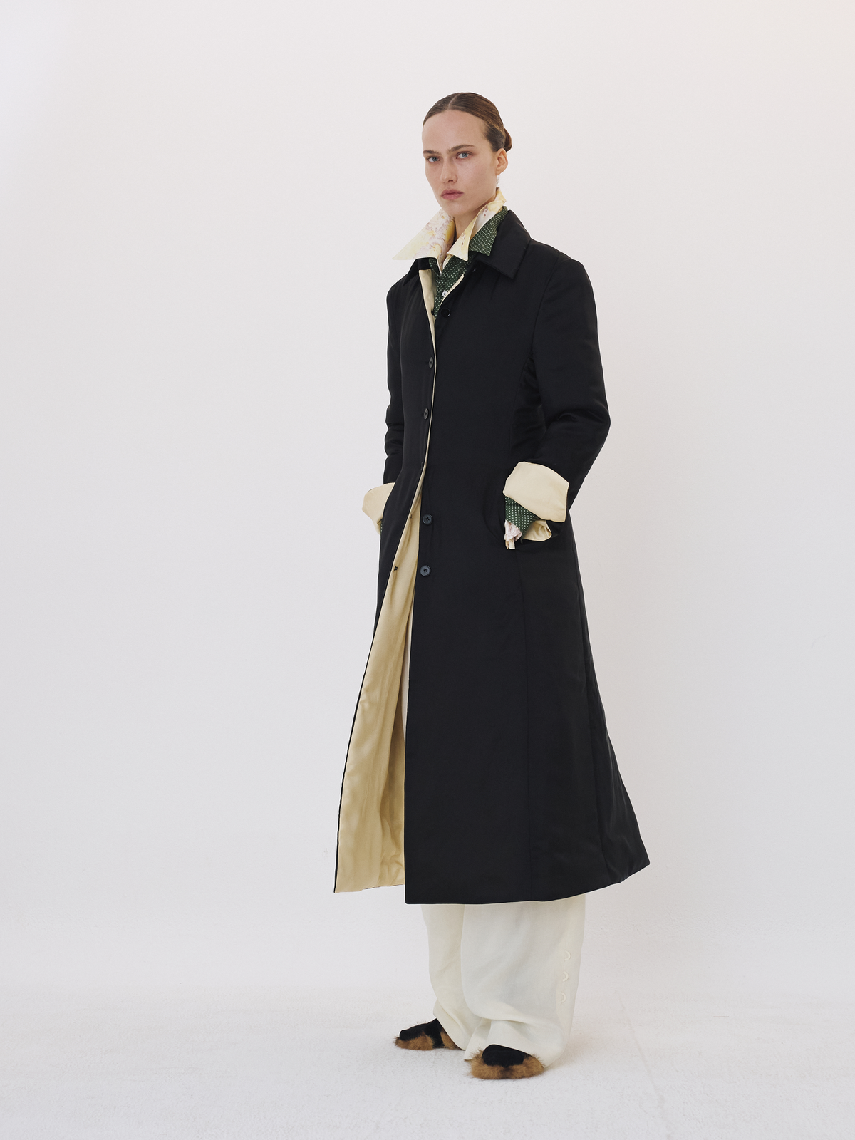 Recto - Color Contrast Padded Slim Fit Coat (Black) product image 2 | TRAB K-Fashion Australia
