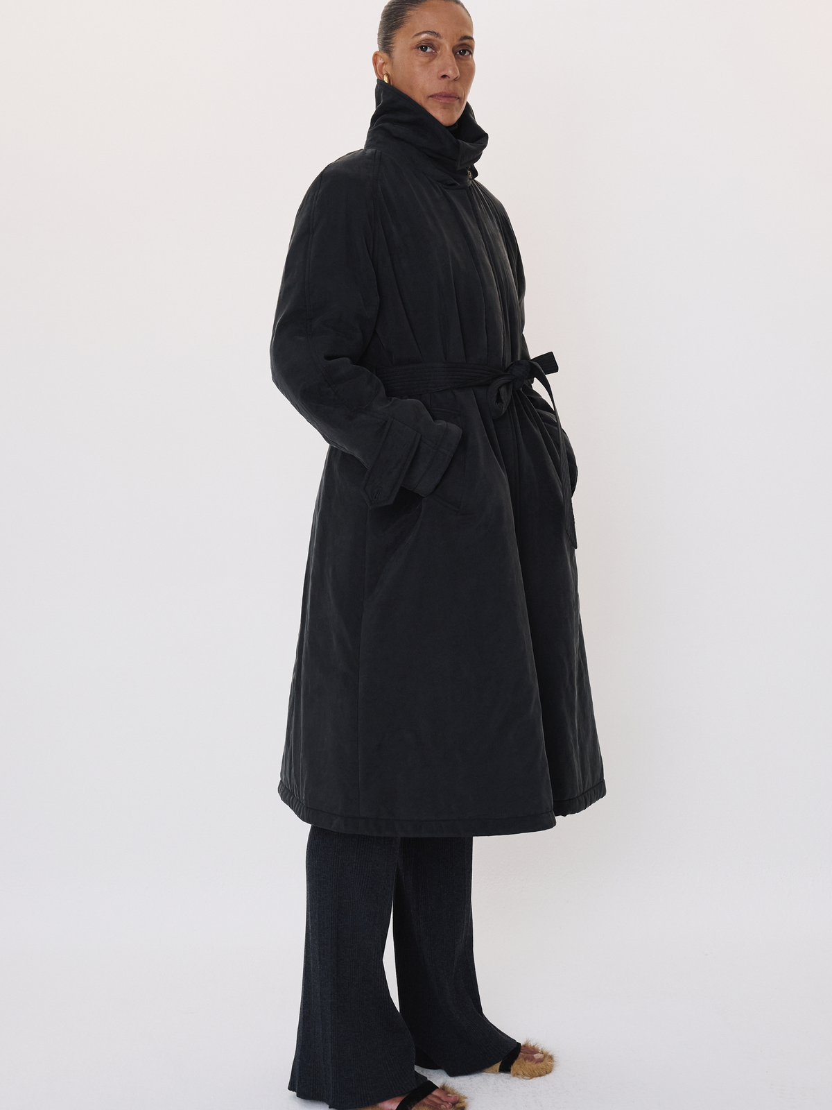 Recto - Padded Trench Coat (Black) product image 2 | TRAB K-Fashion Australia