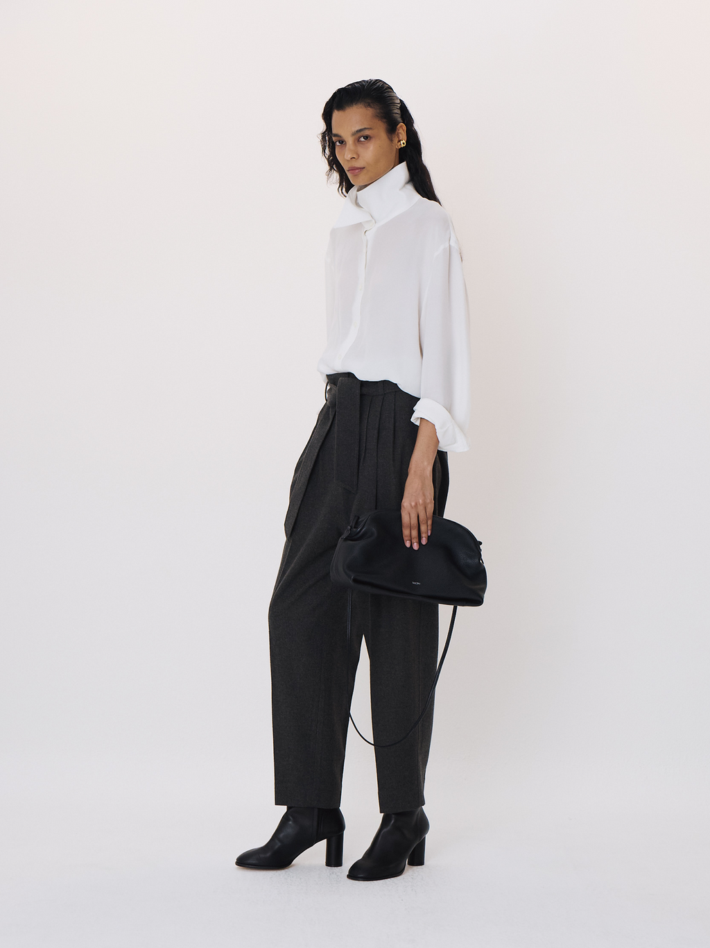 Recto - Point Collar Fluid Shirt (Ivory) product image 2 | TRAB K-Fashion Australia