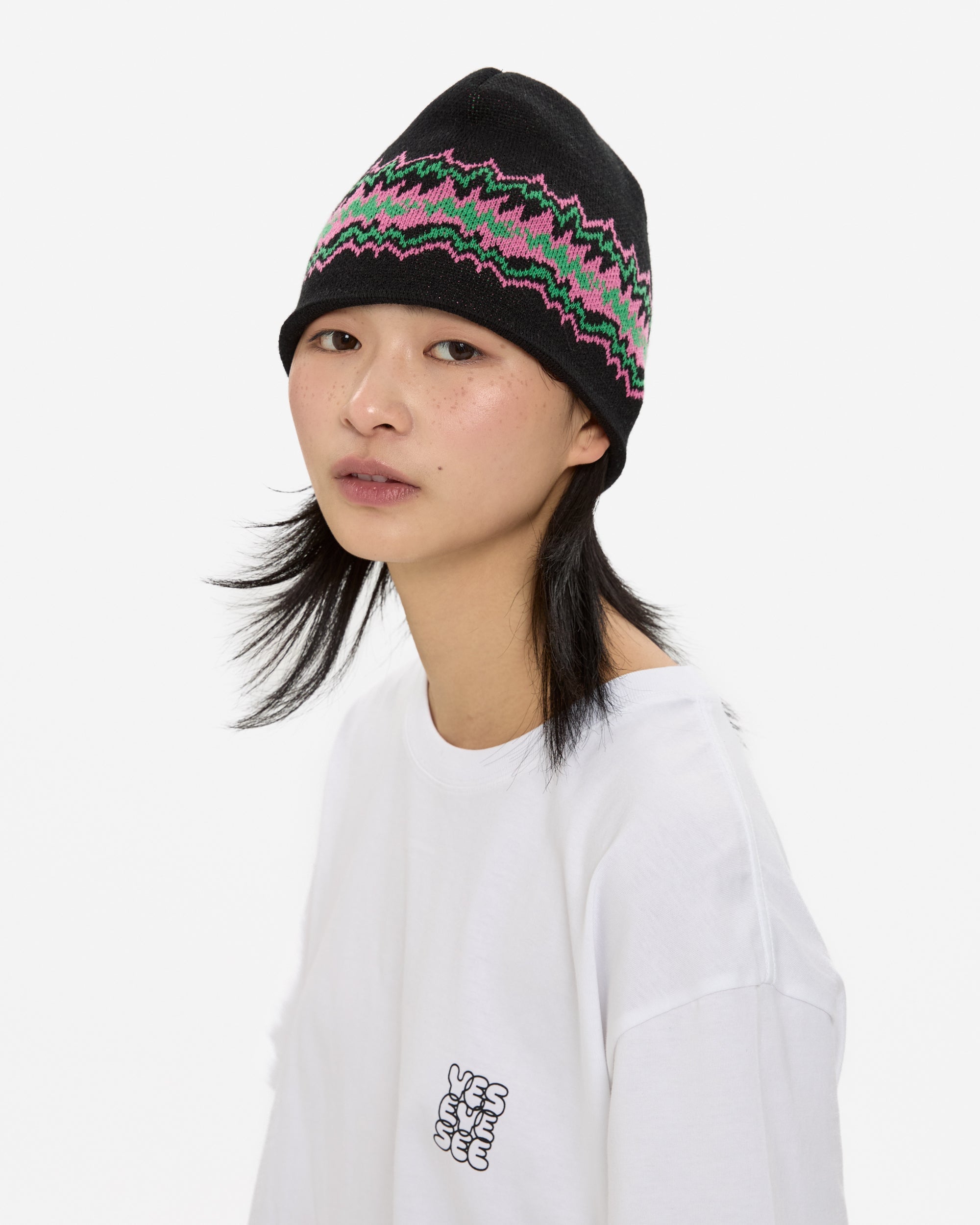 yeseyesee - SN Pointy Beanie (Black) product image 6 | TRAB K-Fashion Australia