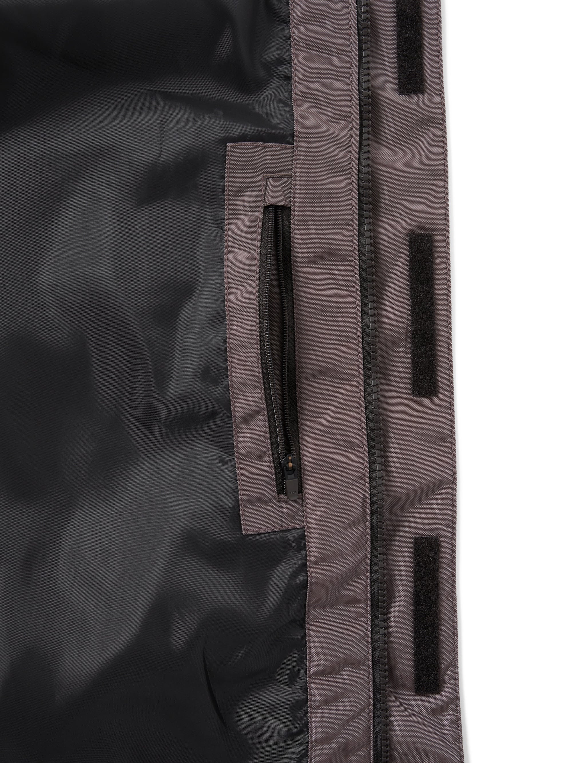 thisisneverthat - SP-Logo Wading Jacket (Plum) product image 4 | TRAB K-Fashion Australia