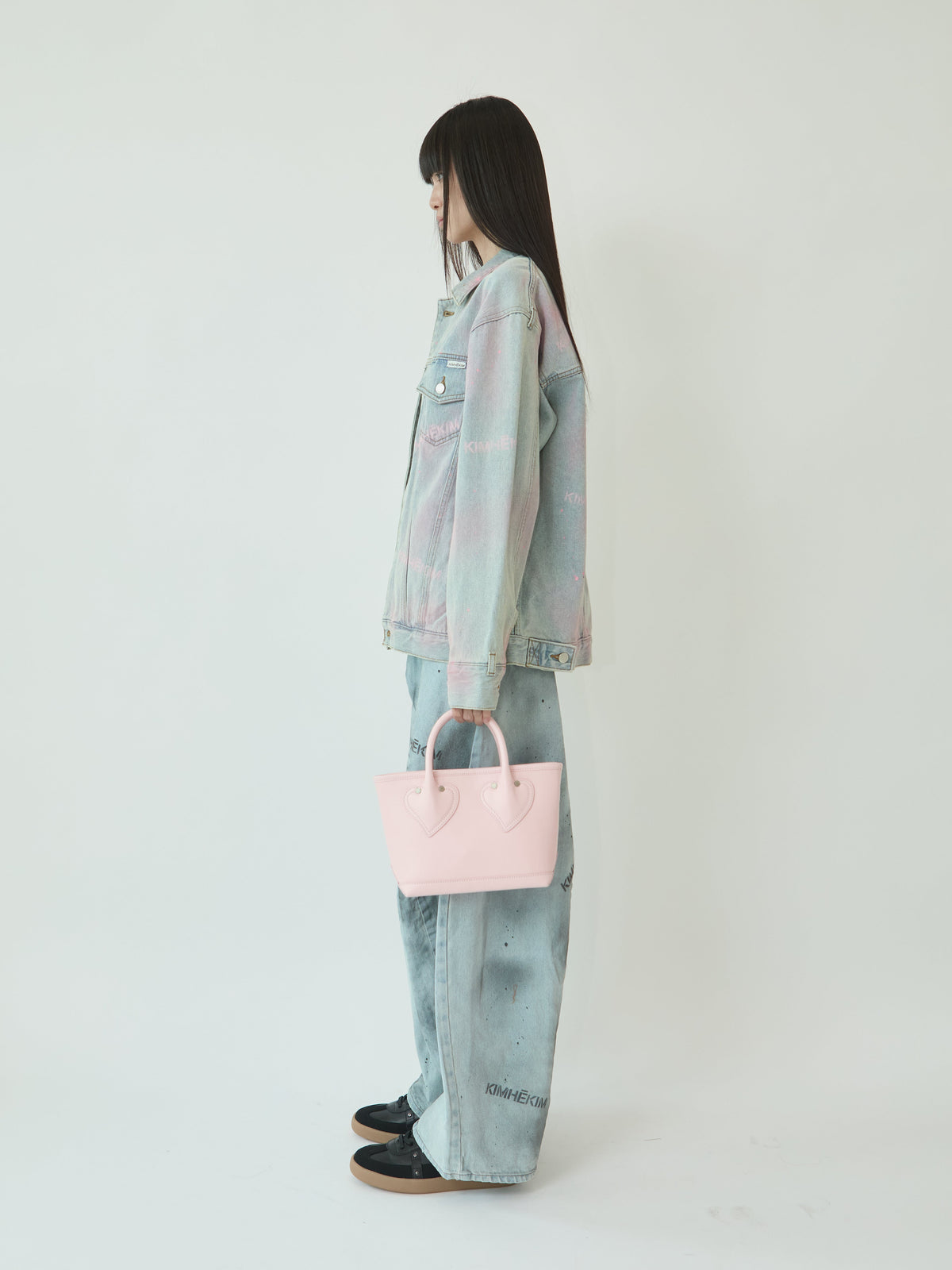 Kimhe Kim - L'amour Bucket Bag (Pink) product image 2 | TRAB K-Fashion Australia