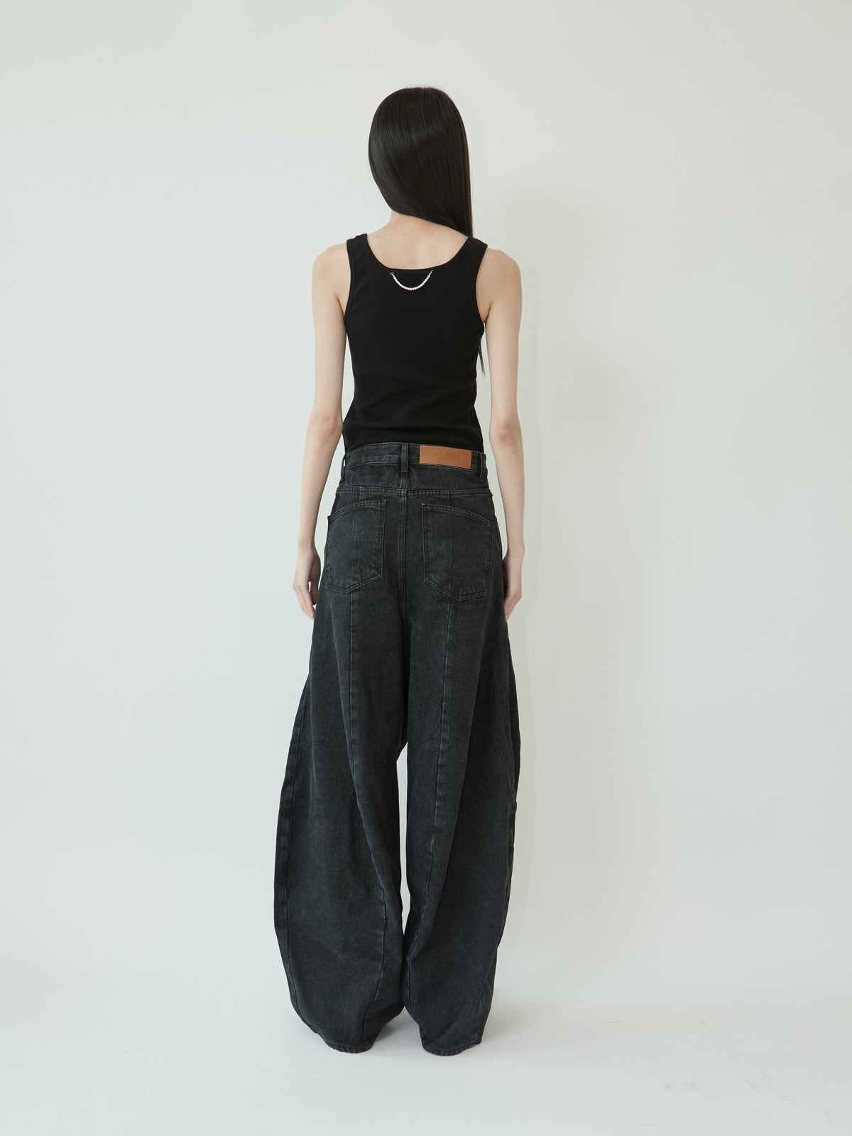 Kimhe Kim - Balloon Fit Jeans (Black) product image 4 | TRAB K-Fashion Australia