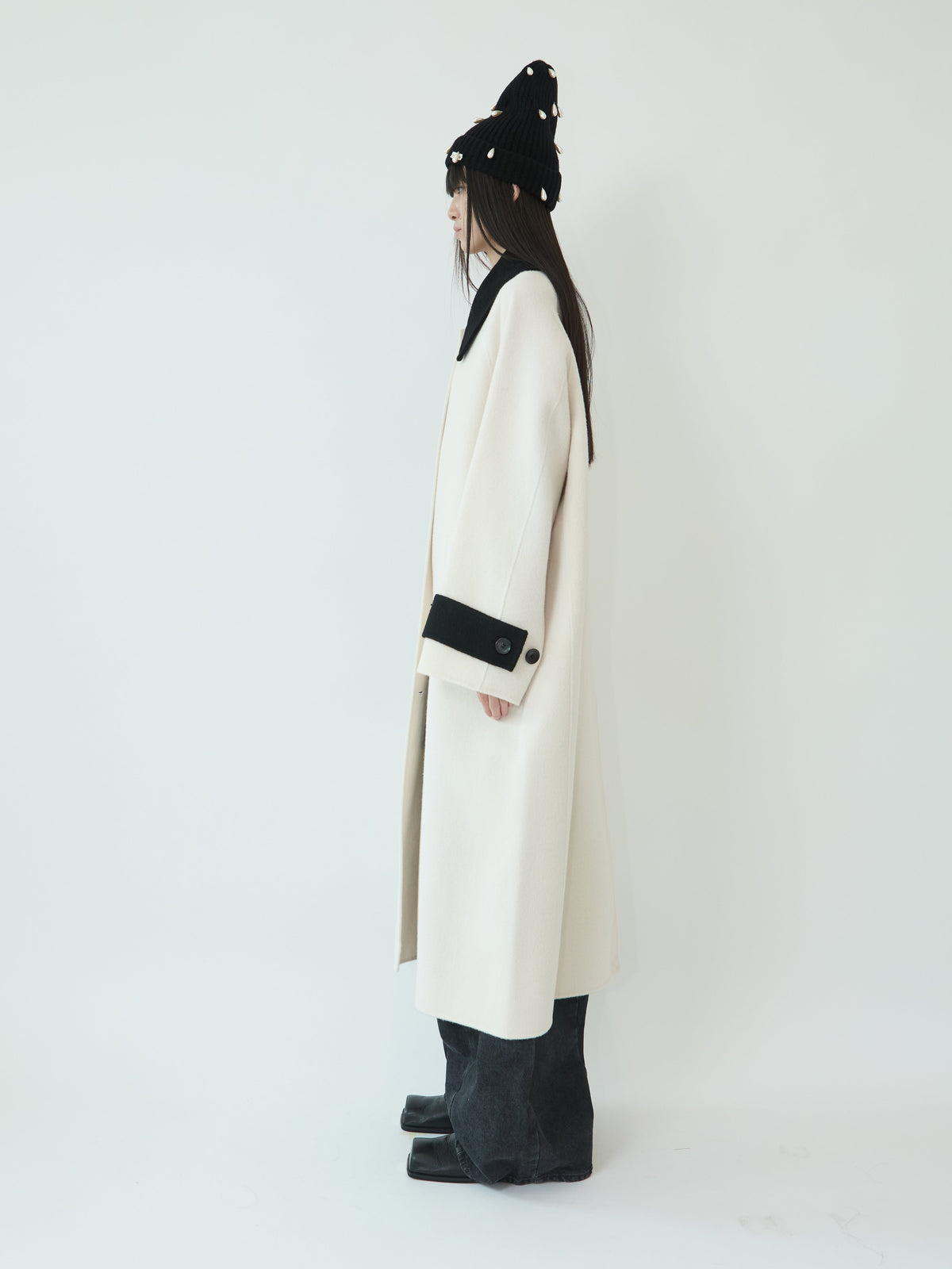 Kimhe Kim - Pearl Embellished Beanie (Black) product image 2 | TRAB K-Fashion Australia
