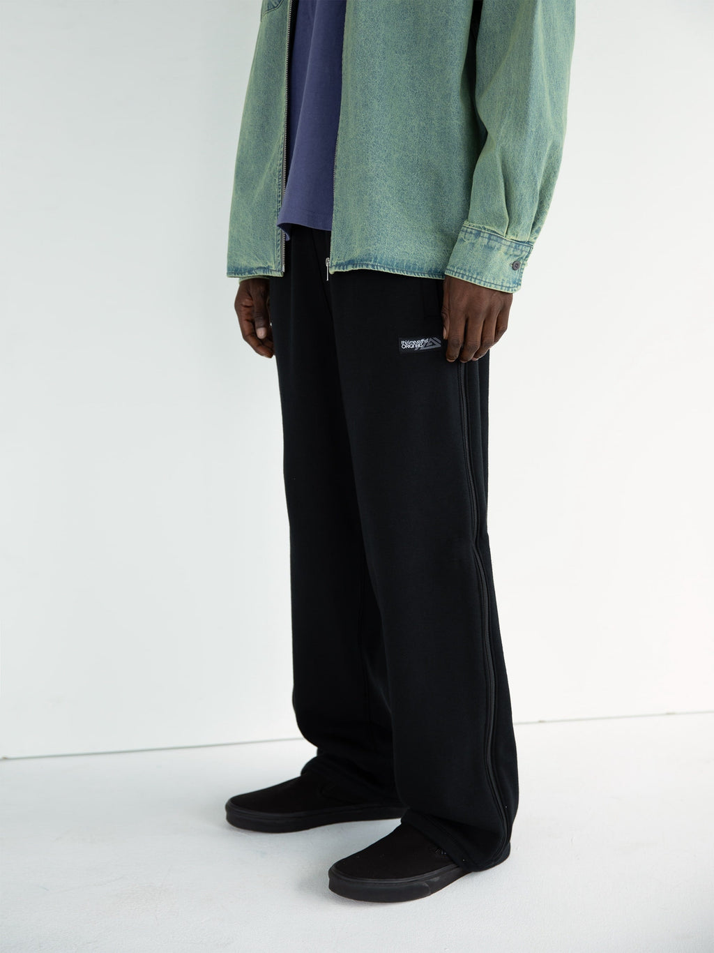 thisisneverthat - Side Zip Sweatpant (black) product image 8 | TRAB K-Fashion Australia