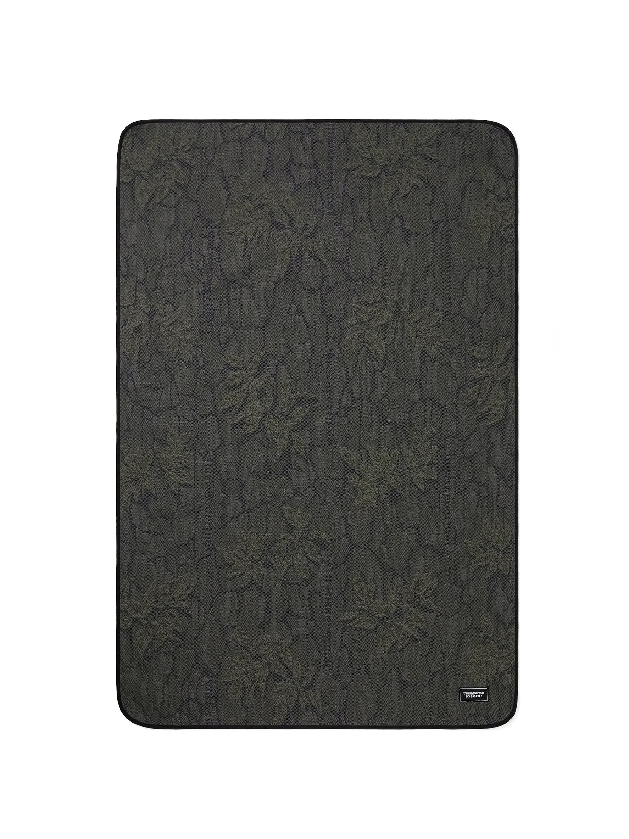 thisisneverthat - TNT BYBORRE Blanket (Camo) product image 1 | TRAB K-Fashion Australia